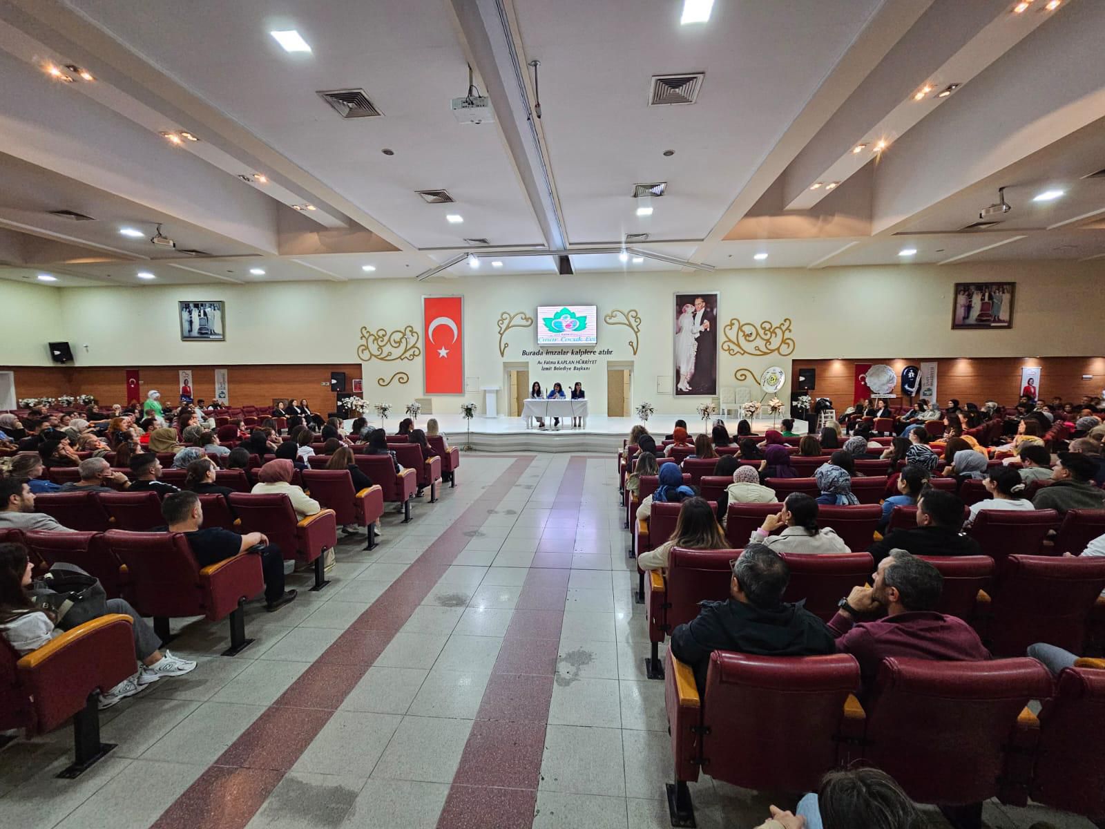 Çinar Çocuk Evleri'nde yeni egitim dönemi veli toplantisi gerçeklestirildi (3)