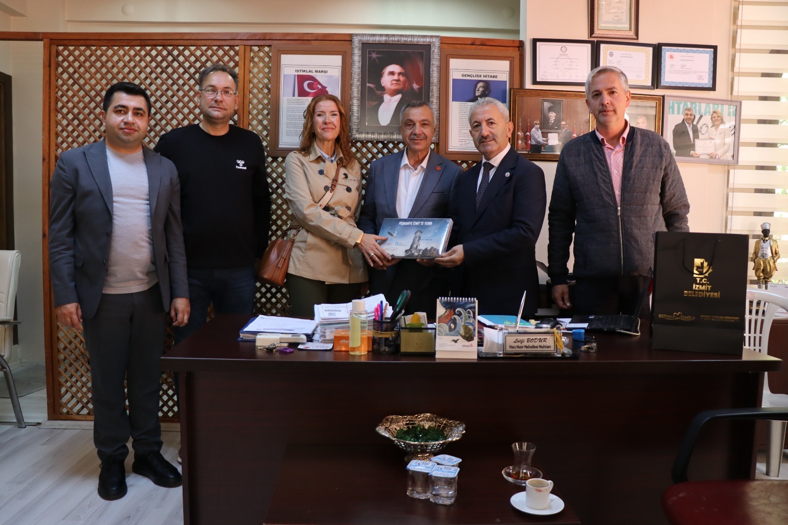 Hacıhızır Mahallesi’nin talepleri yerinde dinlendi (1) Hacıhızır Mahallesi’nin talepleri yerinde dinlendi (1)