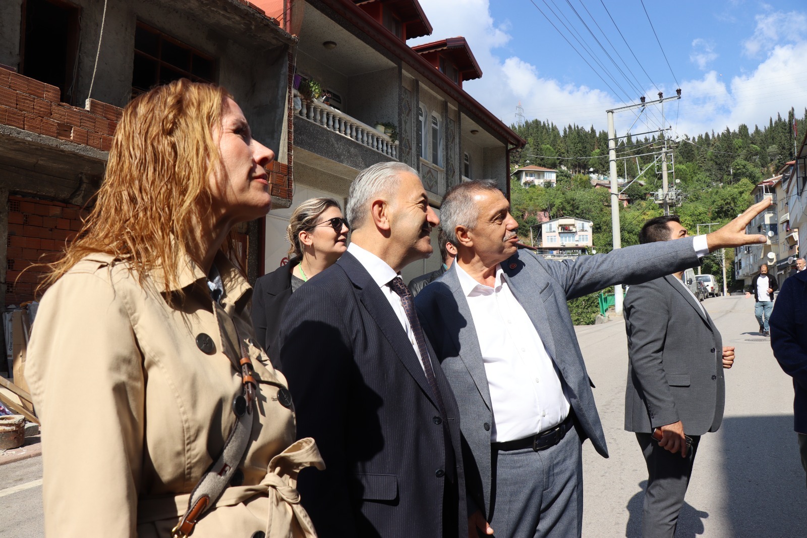 Hacıhızır Mahallesi’nin talepleri yerinde dinlendi (5) Hacıhızır Mahallesi’nin talepleri yerinde dinlendi (5)