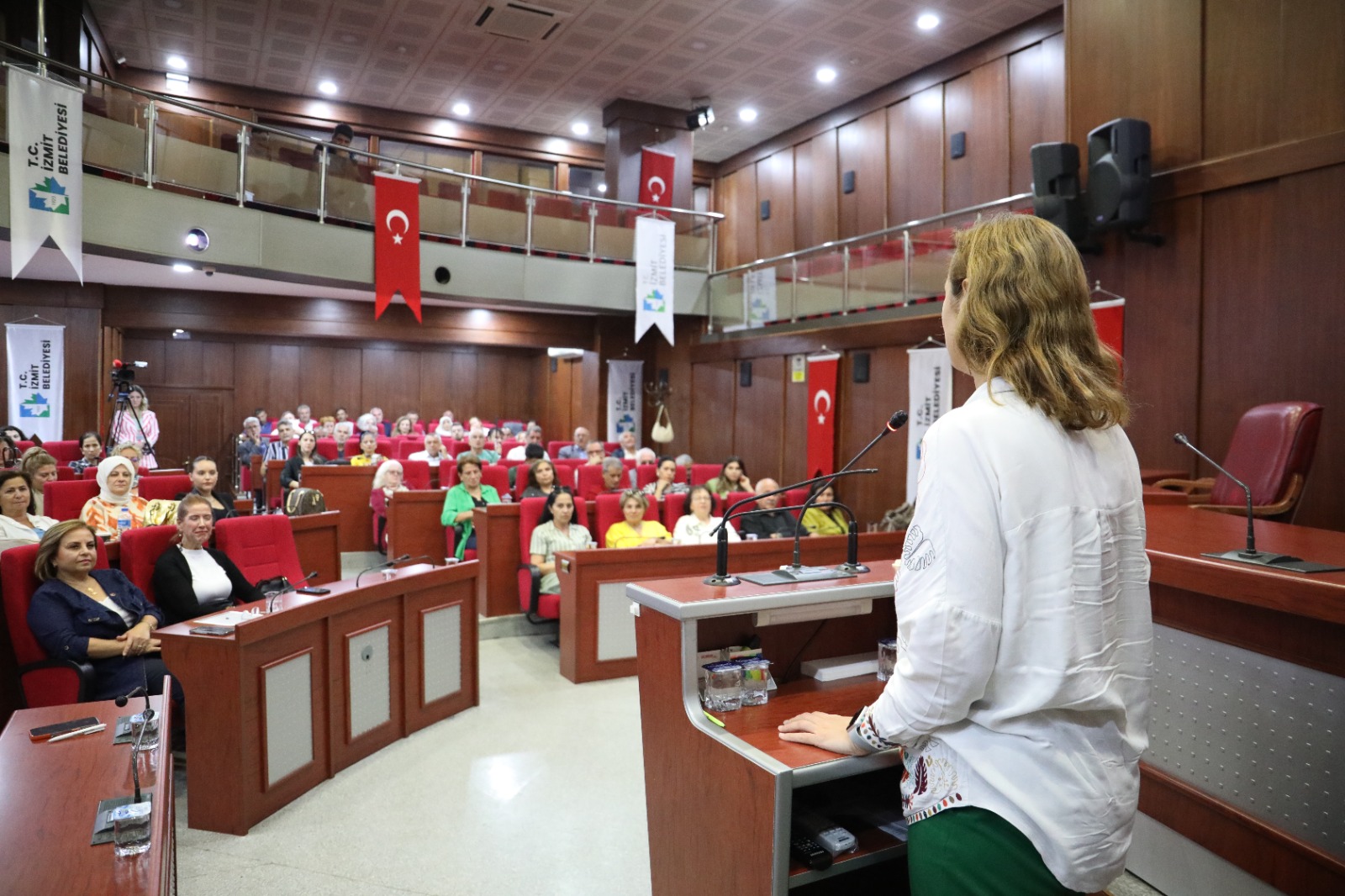 Izmit Belediyesi Yerel Esitlik Eylem Plani'nin 6 aylik süreci degerlendirildi (1)