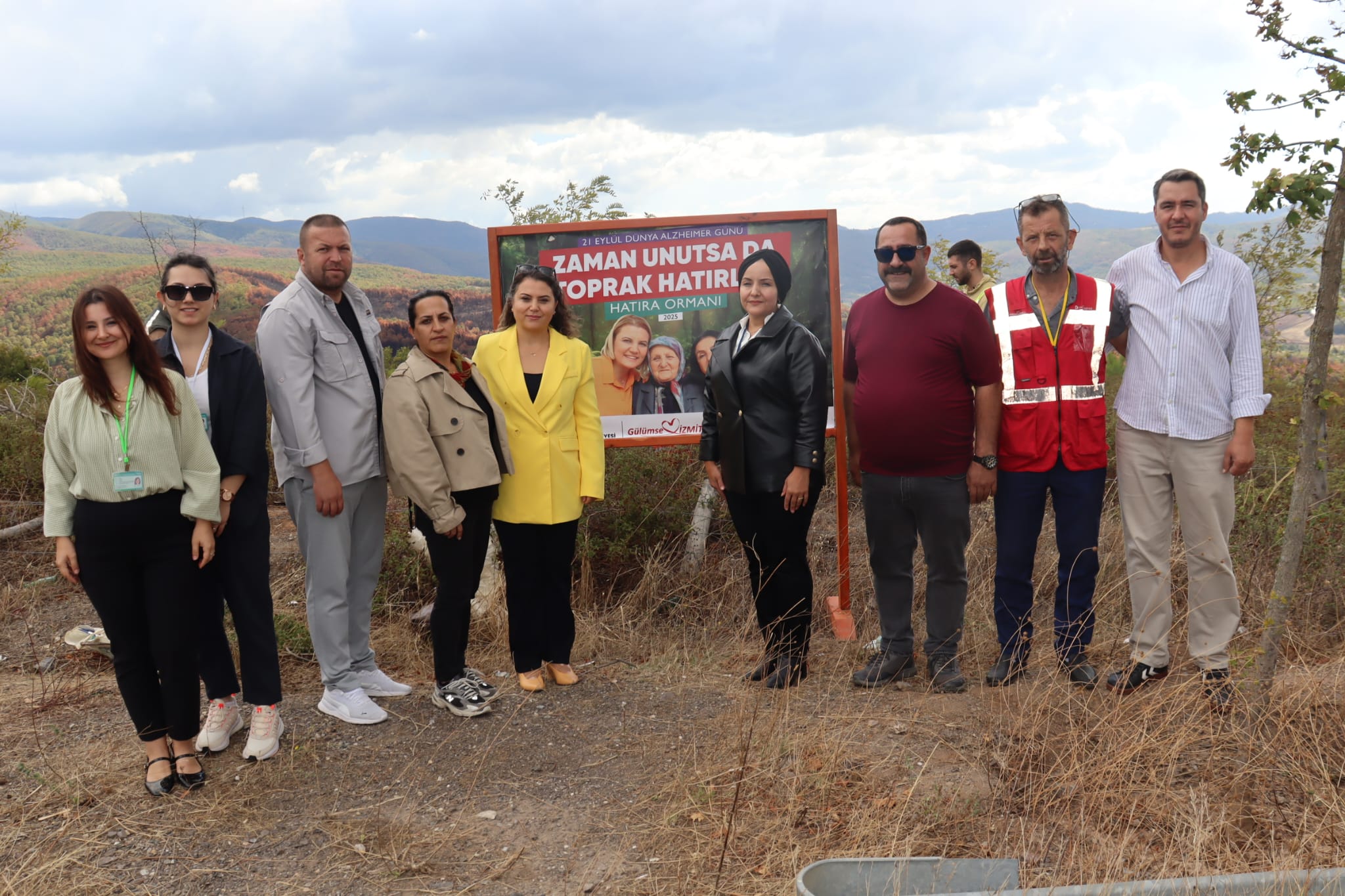 Izmit Belediyesinden Dünya Alzheimer Günü'ne anlamli dokunus (5) Izmit Belediyesinden Dünya Alzheimer Günü'ne anlamli dokunus (5)