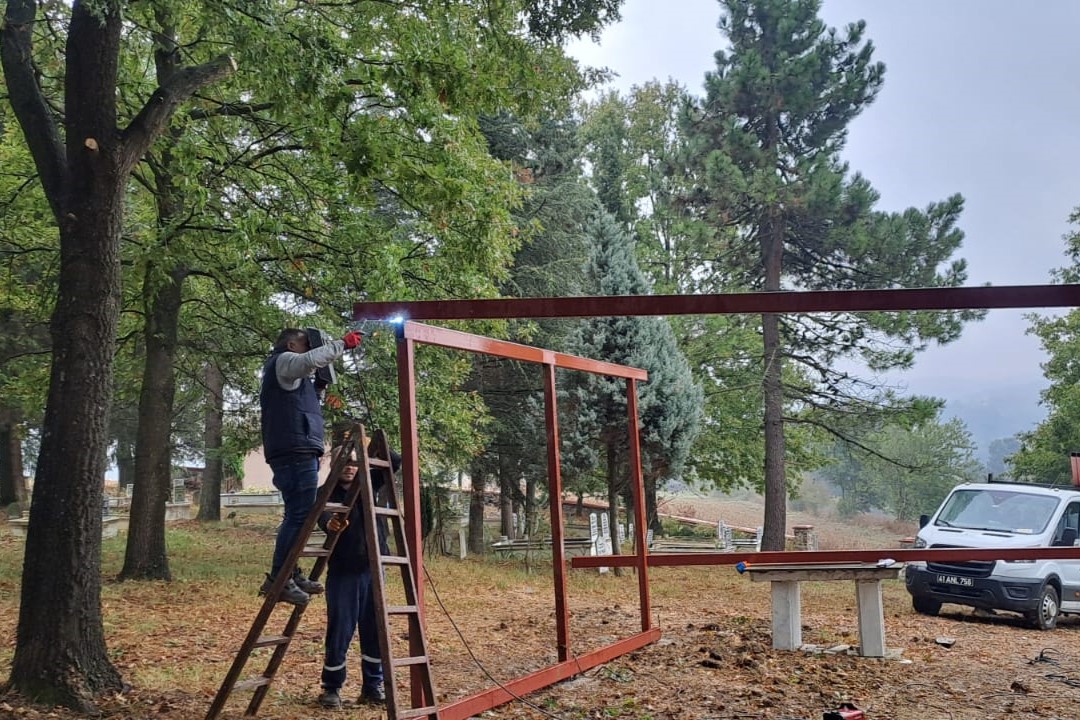 İzmit Belediyesinden Hasancıklar Köyü’ne sundurma (3) İzmit Belediyesinden Hasancıklar Köyü’ne sundurma (3)