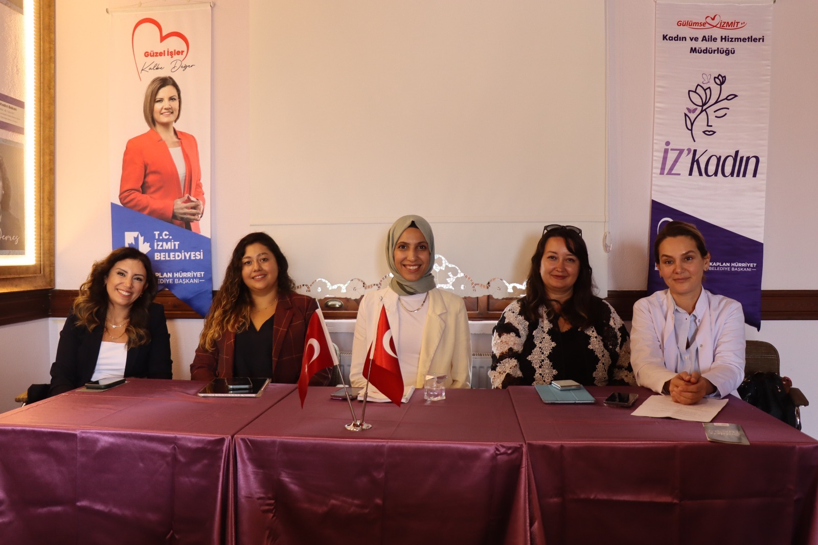 İzmit Belediyesinden Kadın Kadına Konak Buluşmaları başladı (3) İzmit Belediyesinden Kadın Kadına Konak Buluşmaları başladı (3)