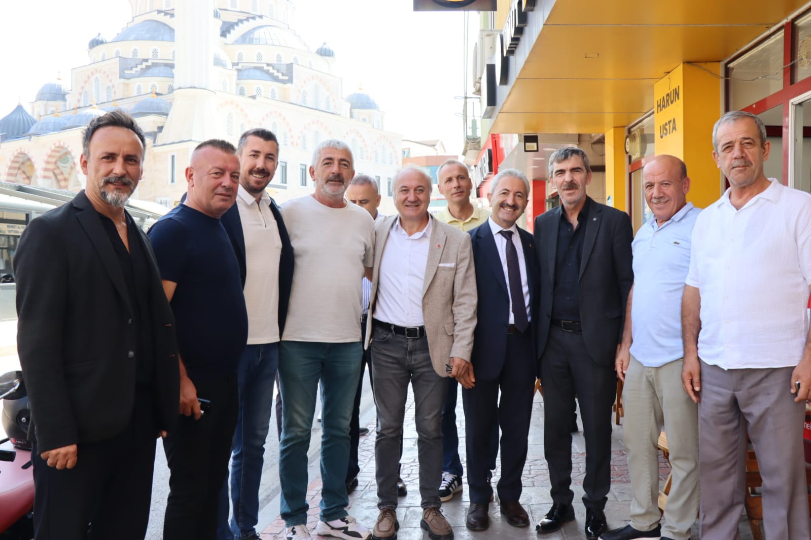 İzmit Belediyesinden Paşa'ya ziyaret (12)