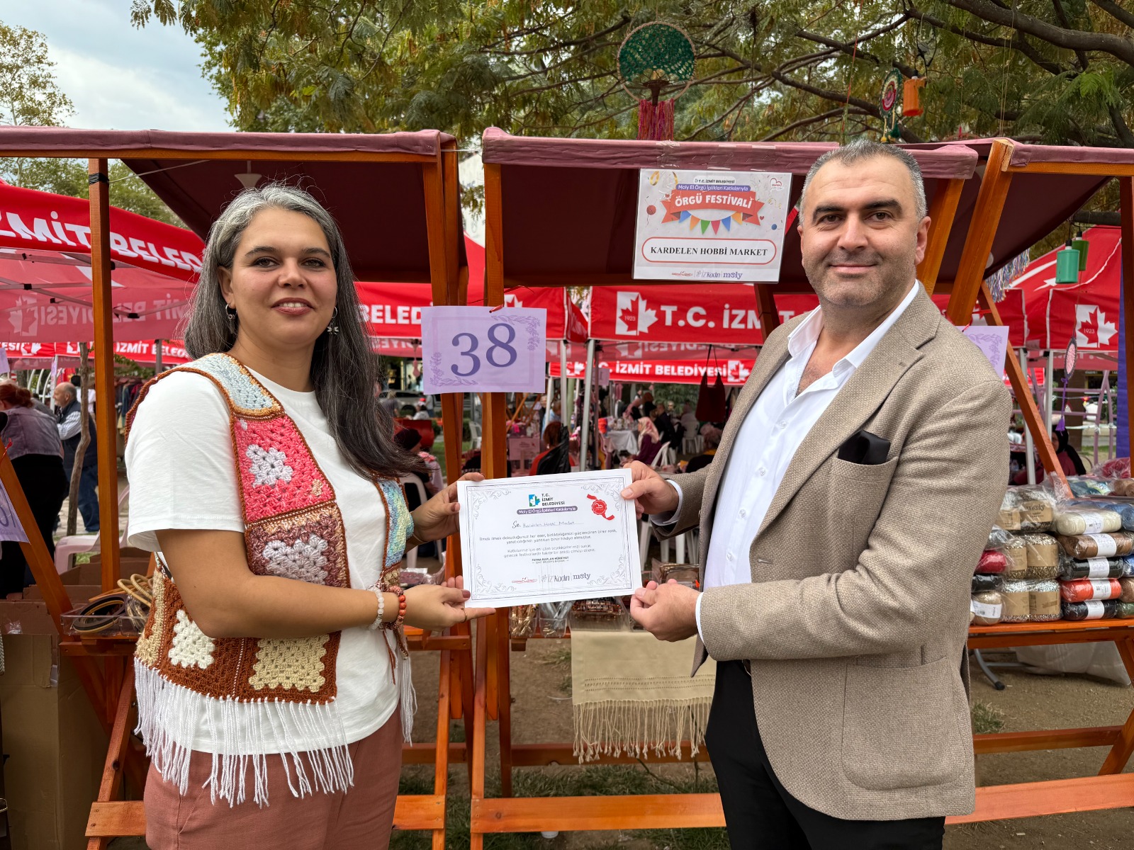 Izmit'te Örgü Festivali basladi (12) Izmit'te Örgü Festivali basladi (12)