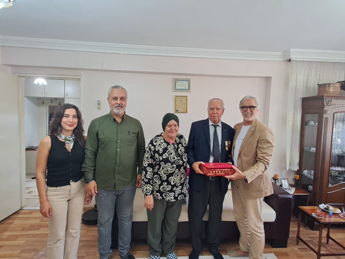Kıbrıs Gazileri Bayraktar ve Aslan’a anlamlı ziyaret (1)