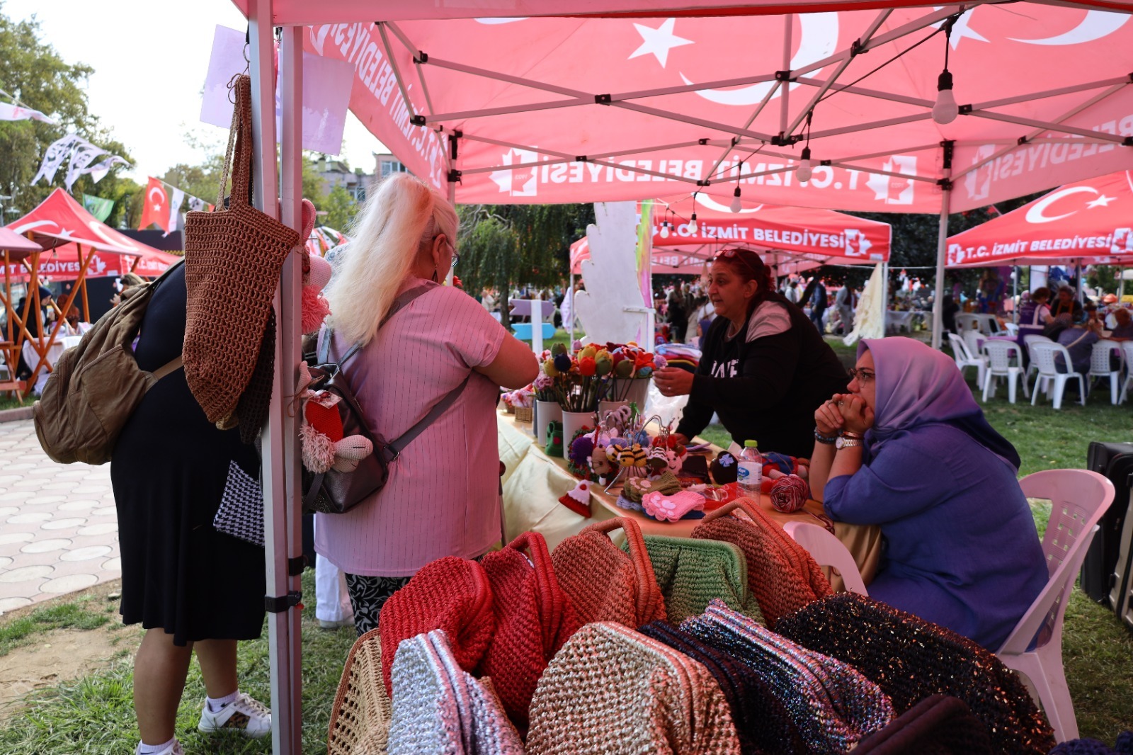 Örgü Festivali renkli görüntülere sahne oldu (9)