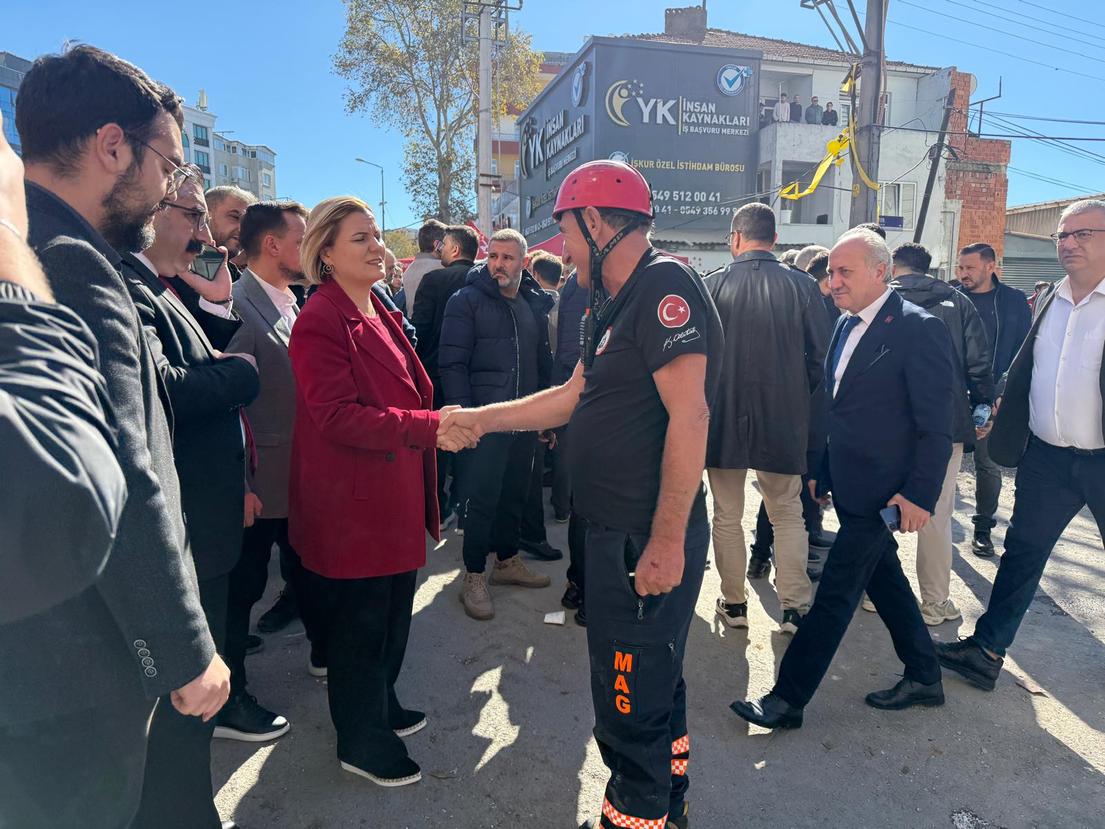 Fatma Baskan Gebze'de _Ihmal varsa takipçisi olacagiz_ (5) Fatma Baskan Gebze'de _Ihmal varsa takipçisi olacagiz_ (5)