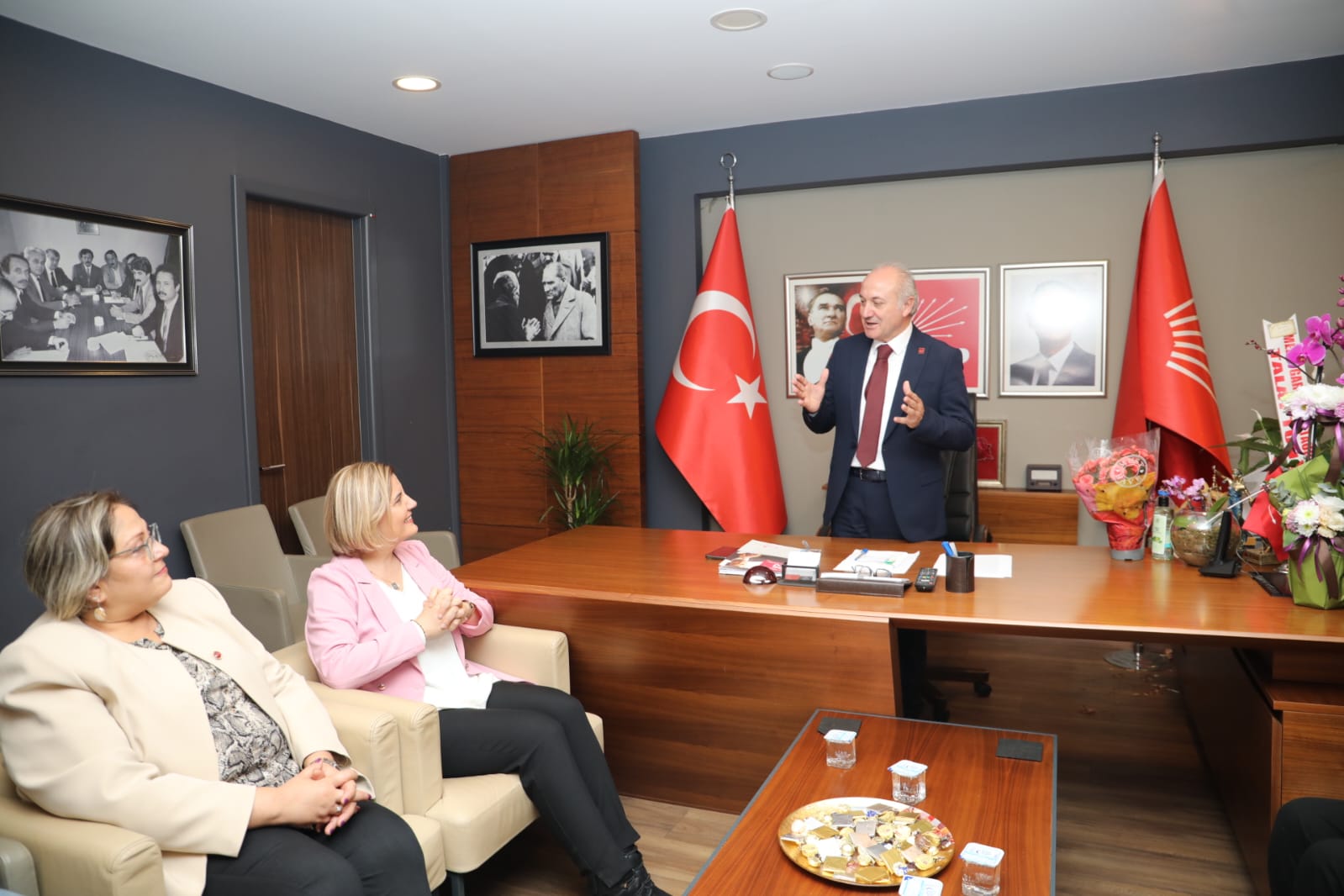 Fatma Baskan'dan CHP Kocaeli Il Baskani Arcan'a hayirli olsun ziyareti (2)