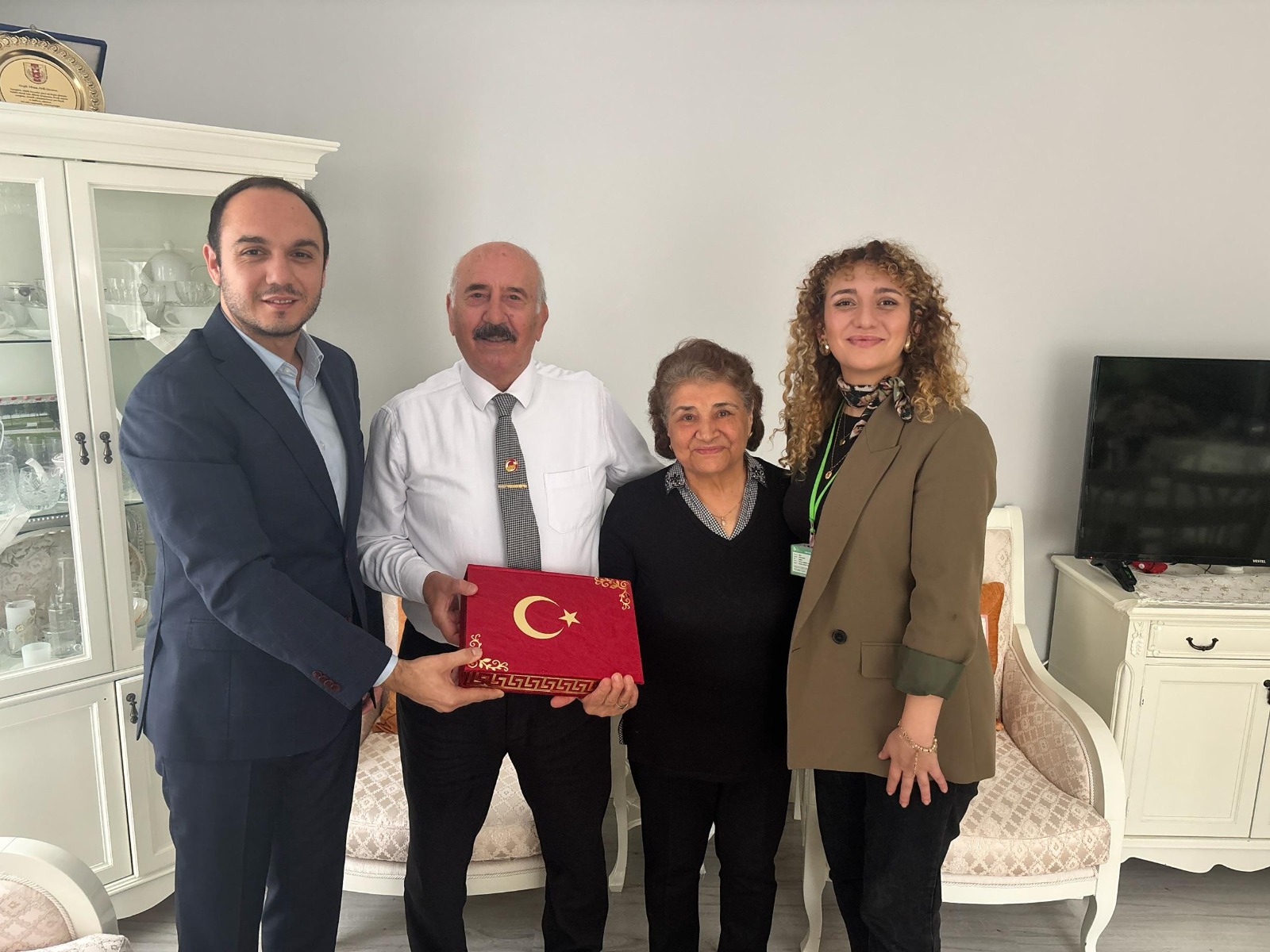 Gebze’de Kıbrıs Gazilerine minnet ziyareti (3) Gebze’de Kıbrıs Gazilerine minnet ziyareti (3)