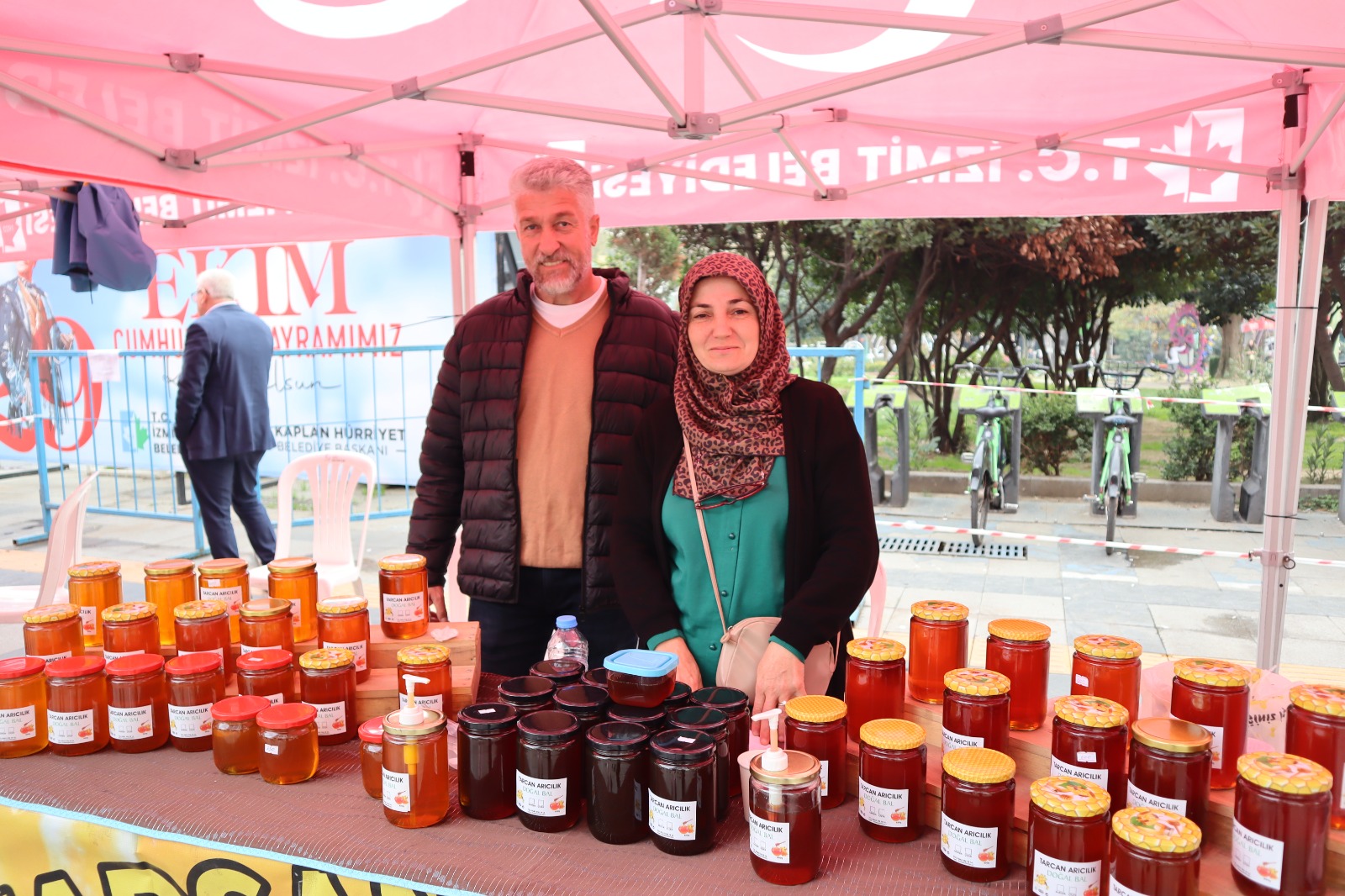 İzmit Bal Günleri Belediye Meydanı’nda başladı (4) İzmit Bal Günleri Belediye Meydanı’nda başladı (4)