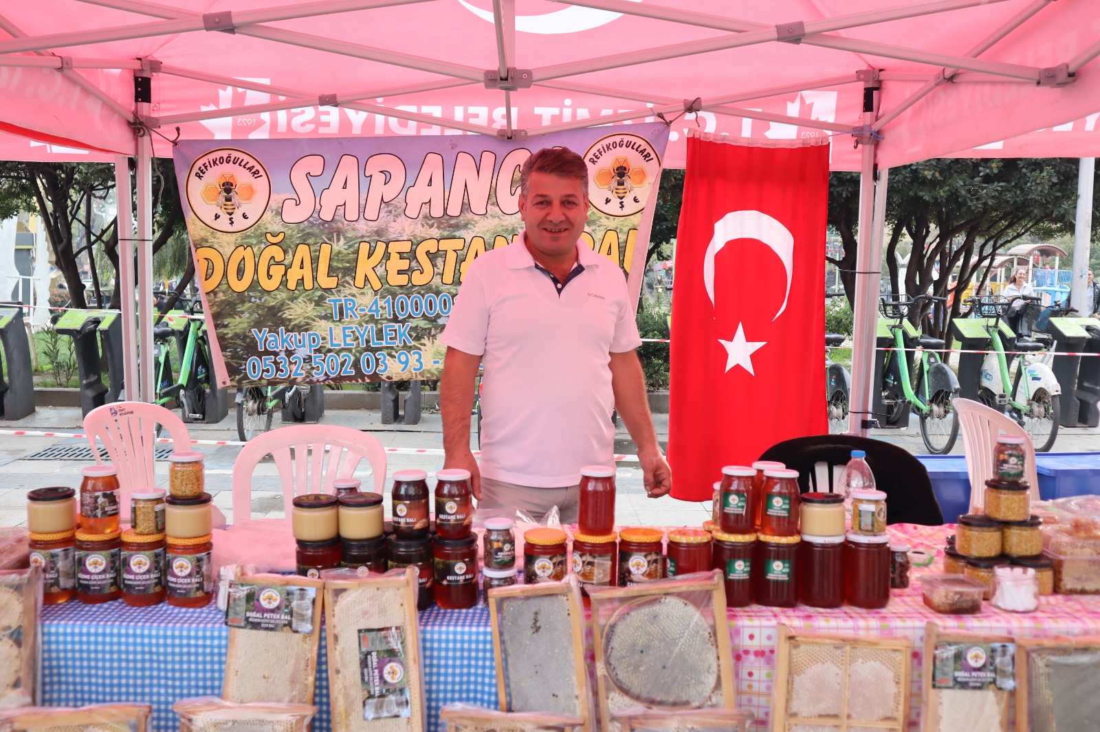 İzmit Bal Günleri Belediye Meydanı’nda başladı (7) İzmit Bal Günleri Belediye Meydanı’nda başladı (7)