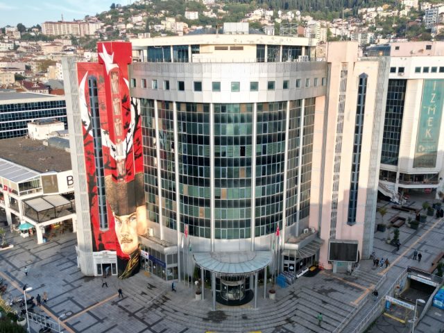 İZMİT BELEDİYESİ VERGİ ÖDEMELERİ İÇİN HAFTA SONU AÇIK OLACAK