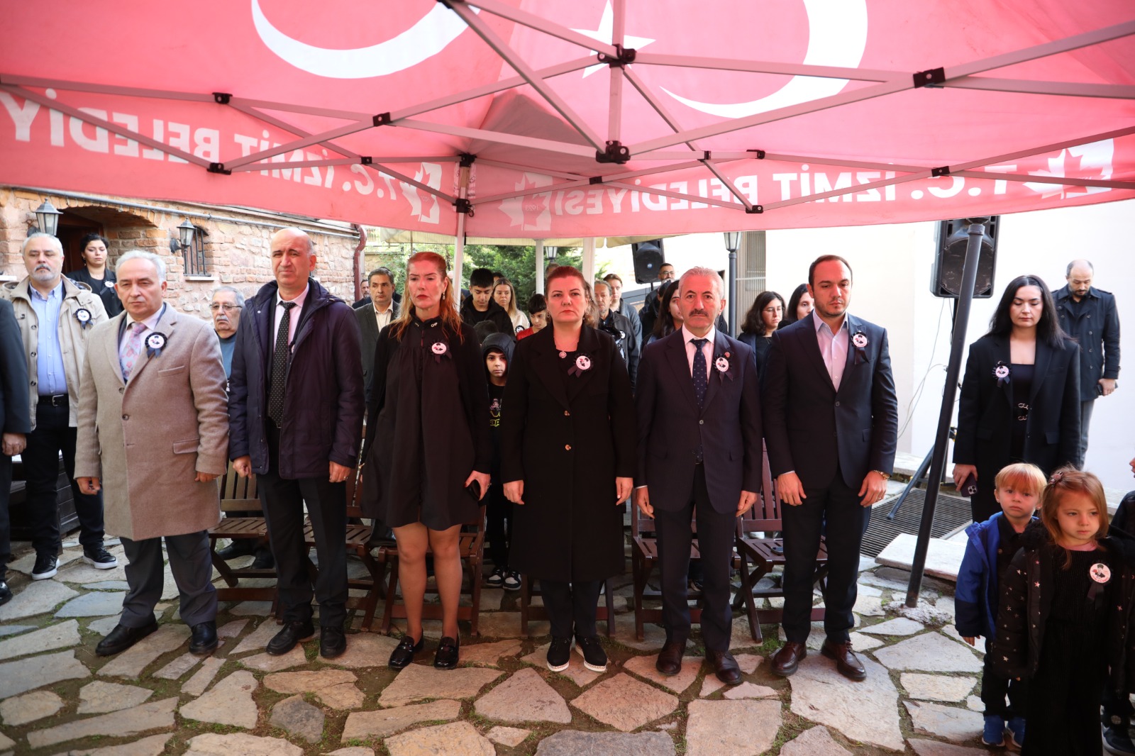 İzmit Belediyesi Atatürk'ü Andı (4)