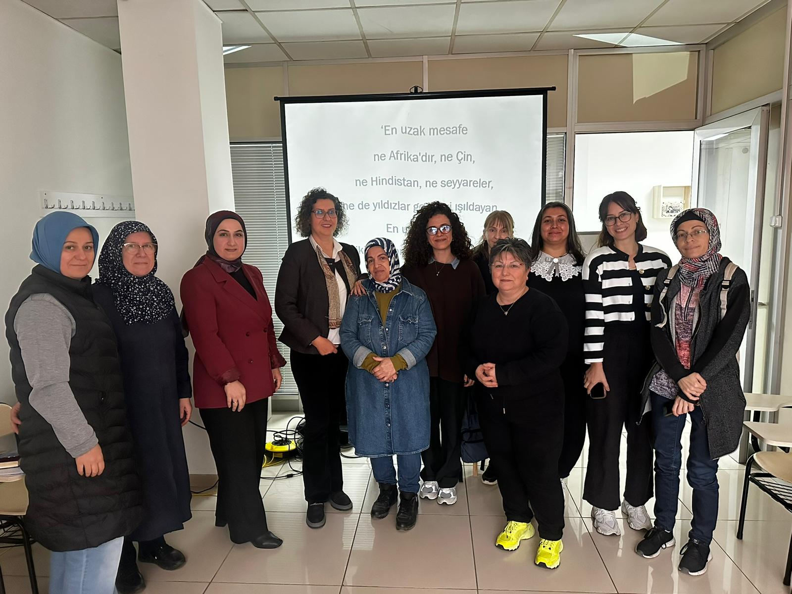 İzmit Belediyesi Engelsiz Ebeveyn Akademisi tüm hızıyla devam ediyor (8)