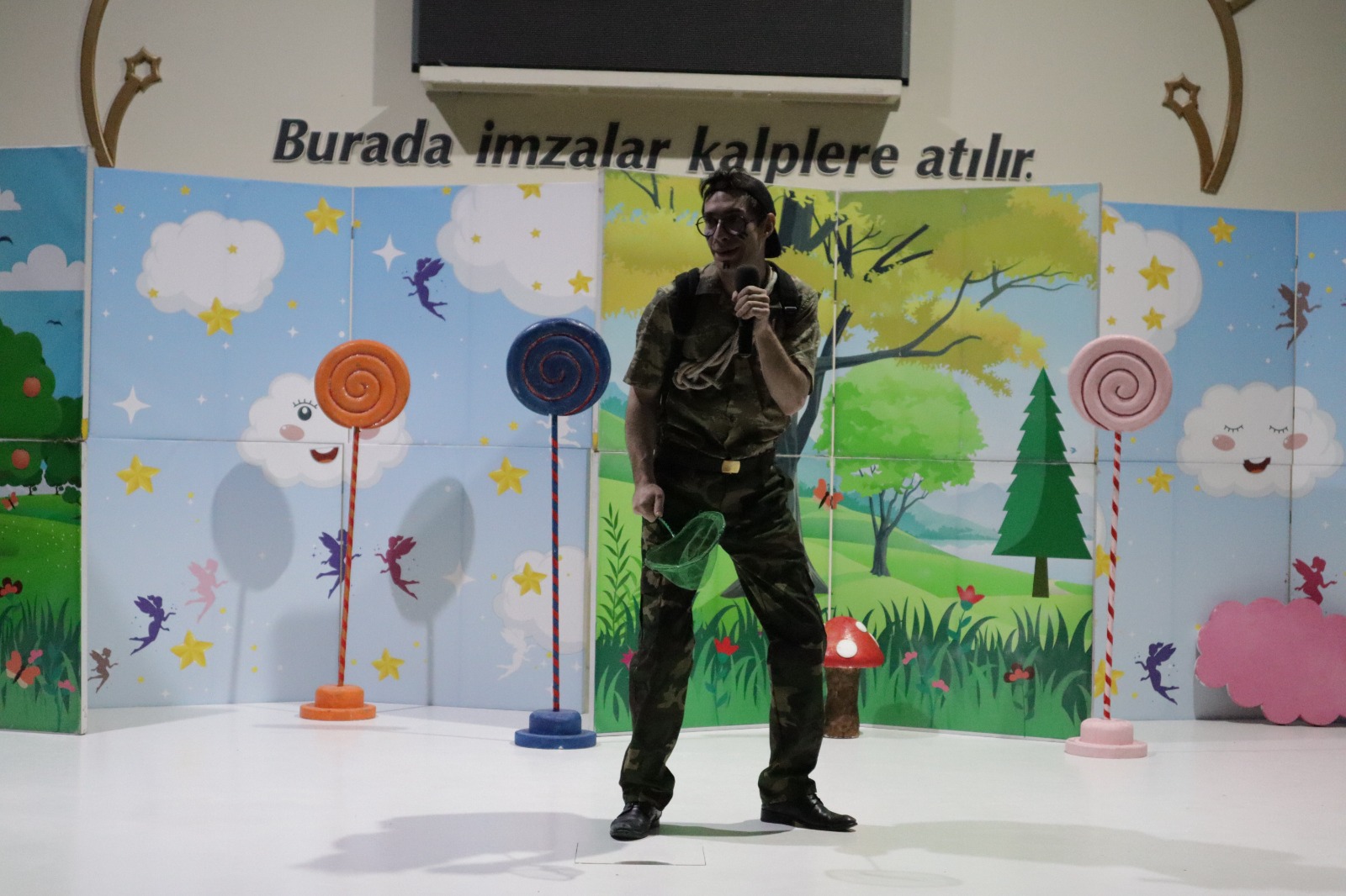 İzmit Belediyesinden Çocuk Hakları Gününe özel tiyatro gösterisi (11)