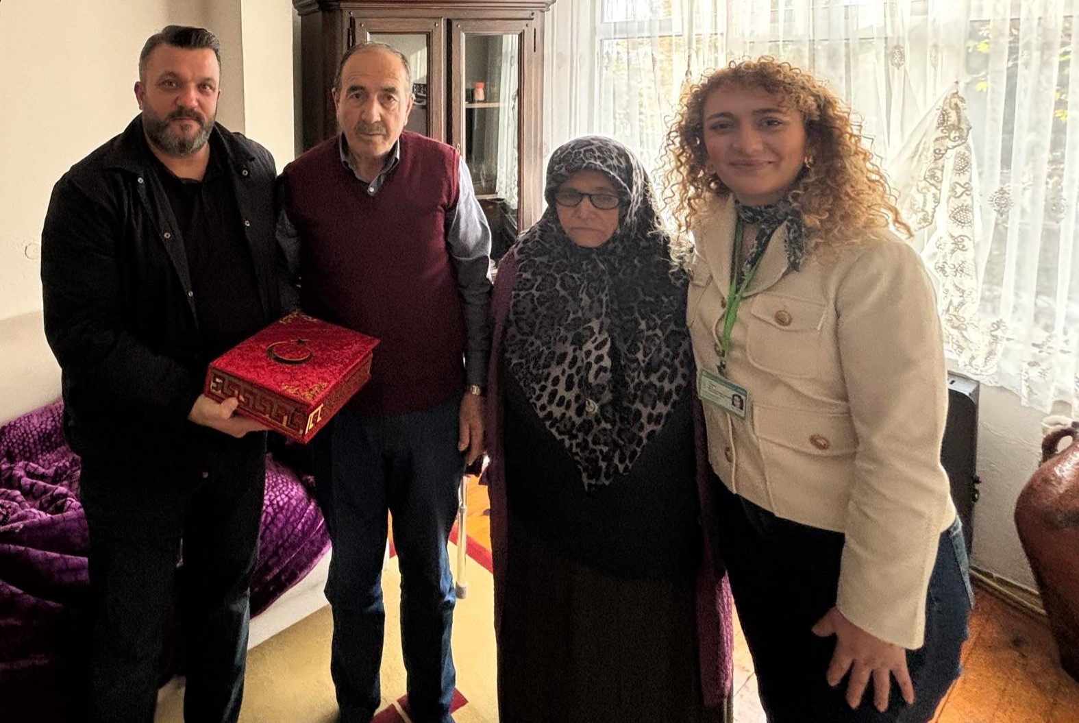 İzmit Belediyesinden Körfez’deki Kıbrıs Gazilerine vefa ziyareti (4)