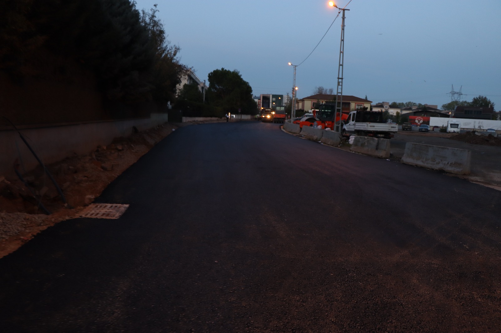 İzmit Belediyesinden Yahya Kaptan’a konforlu yollar (5)