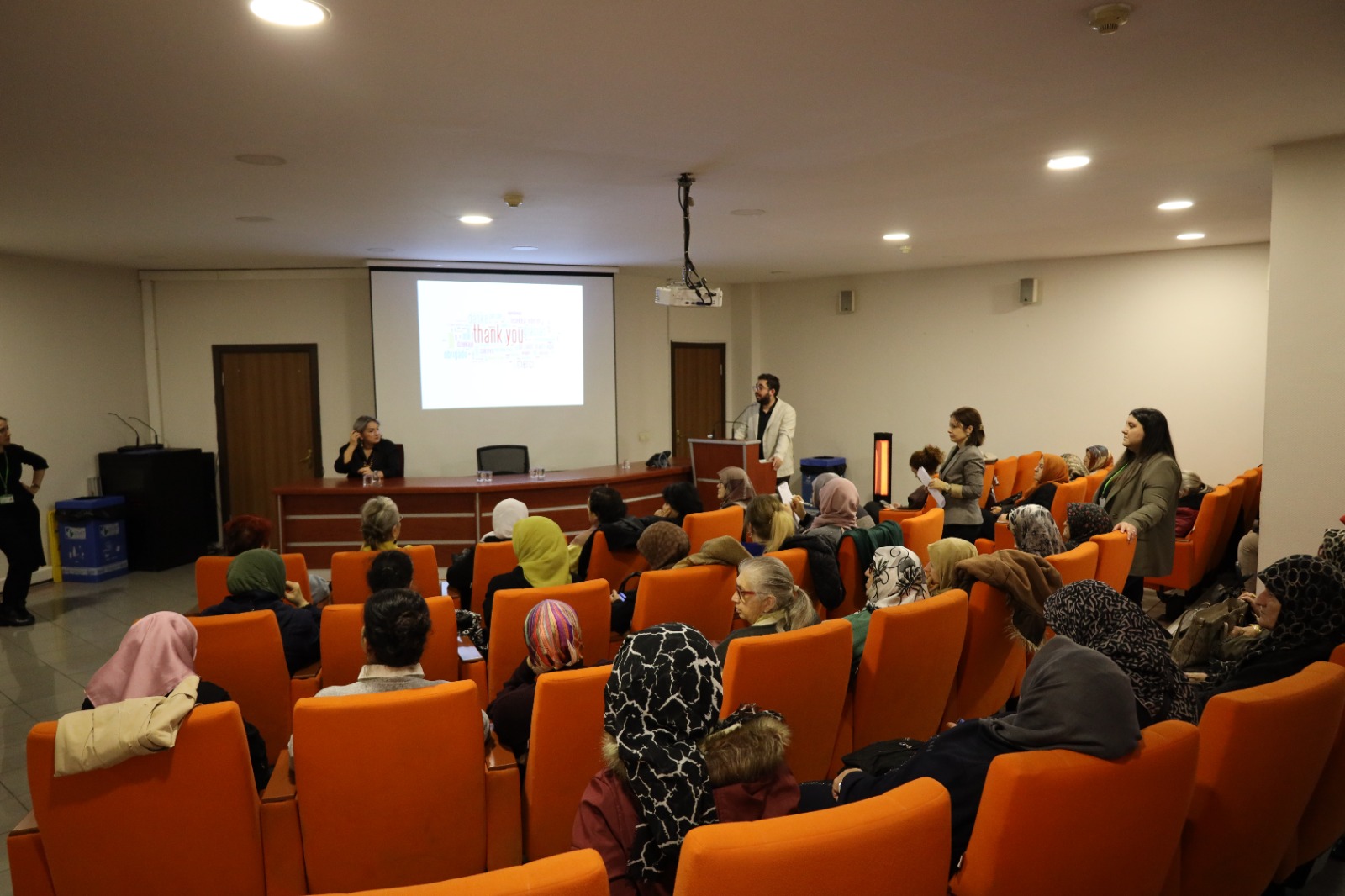 Asirlik çinarlar için _Saglikli Yas Alma Semineri_ düzenlendi (7)