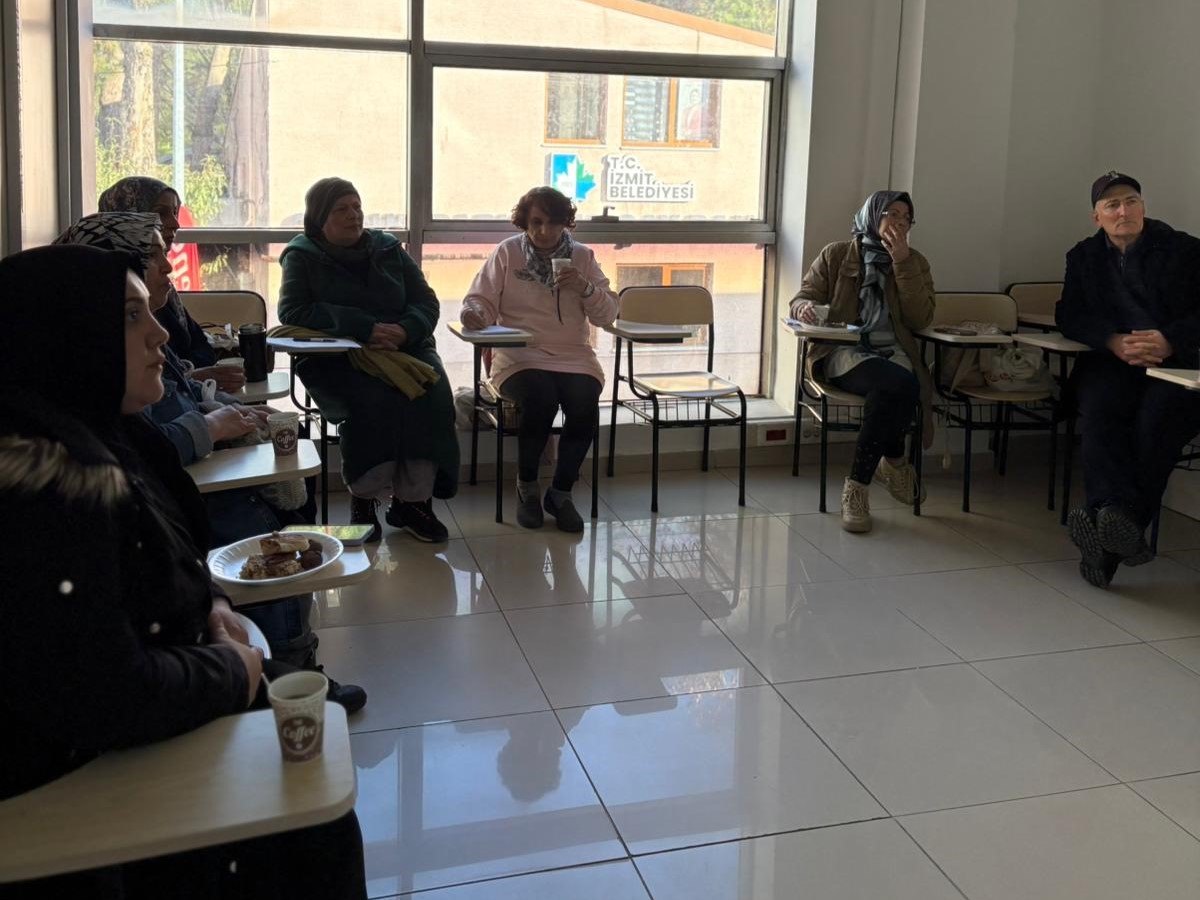 Engelsiz Ebeveyn Akademisi'nde bu hafta saglikli beslenme konusuldu (4) Engelsiz Ebeveyn Akademisi'nde bu hafta saglikli beslenme konusuldu (4)