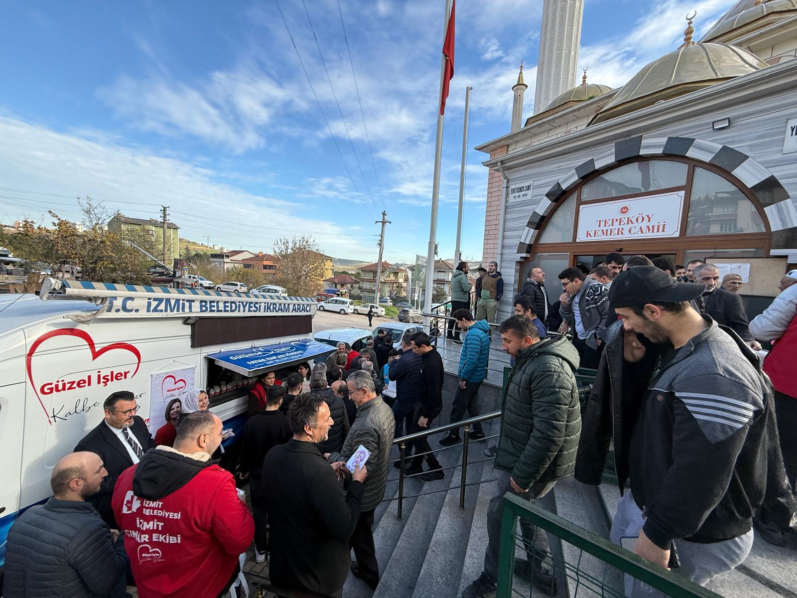 Fatma Başkan, Tepeköy Kemer Camii Cemaatiyle buluştu (2)