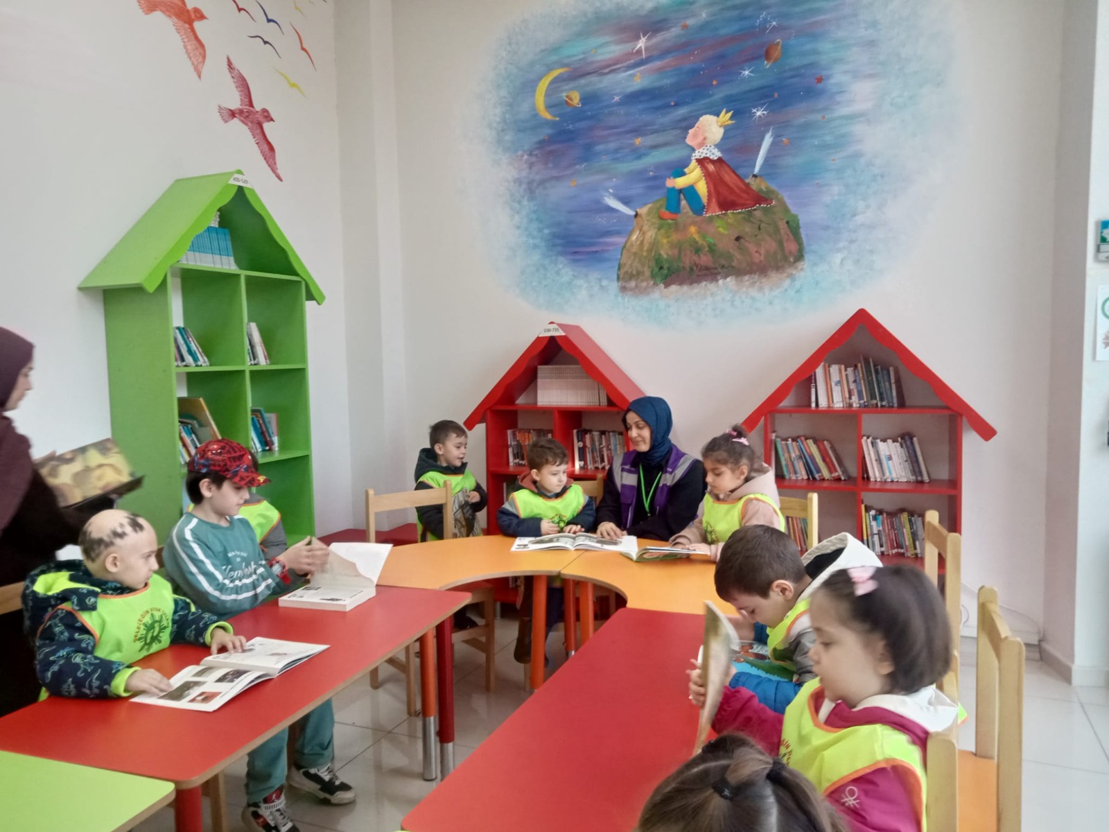 IZGIM, minikleri Çocuk Kütüphanesi'nde agirladi (5)