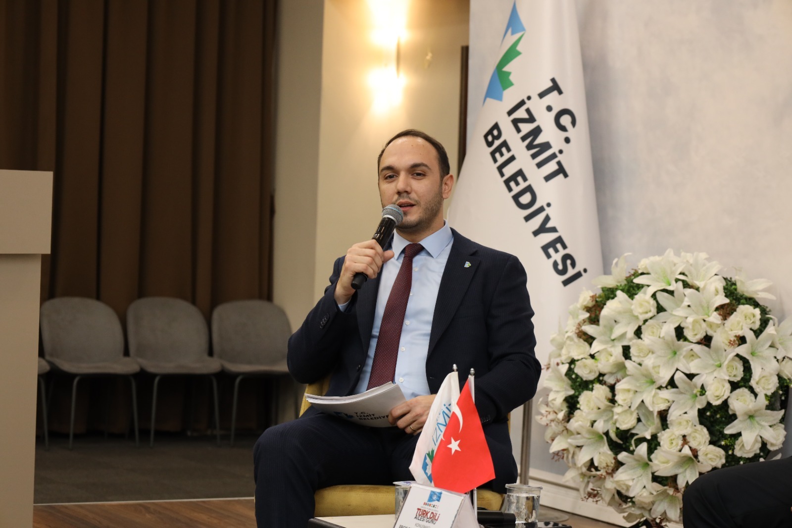 İzmit Belediyesi Dernekler Masası Başkanı Eray Bodur İzmit Belediyesi Dernekler Masası Başkanı Eray Bodur