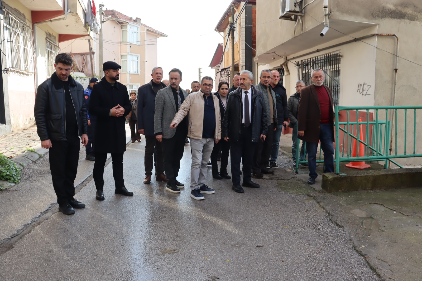 İzmit Belediyesi Doğan Mahallesinin taleplerini dinledi (4) İzmit Belediyesi Doğan Mahallesinin taleplerini dinledi (4)