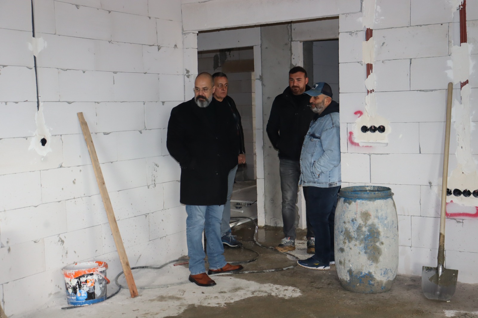 İzmit Belediyesi, Dost Pati’nin enerji altyapısını tamamladı (5)