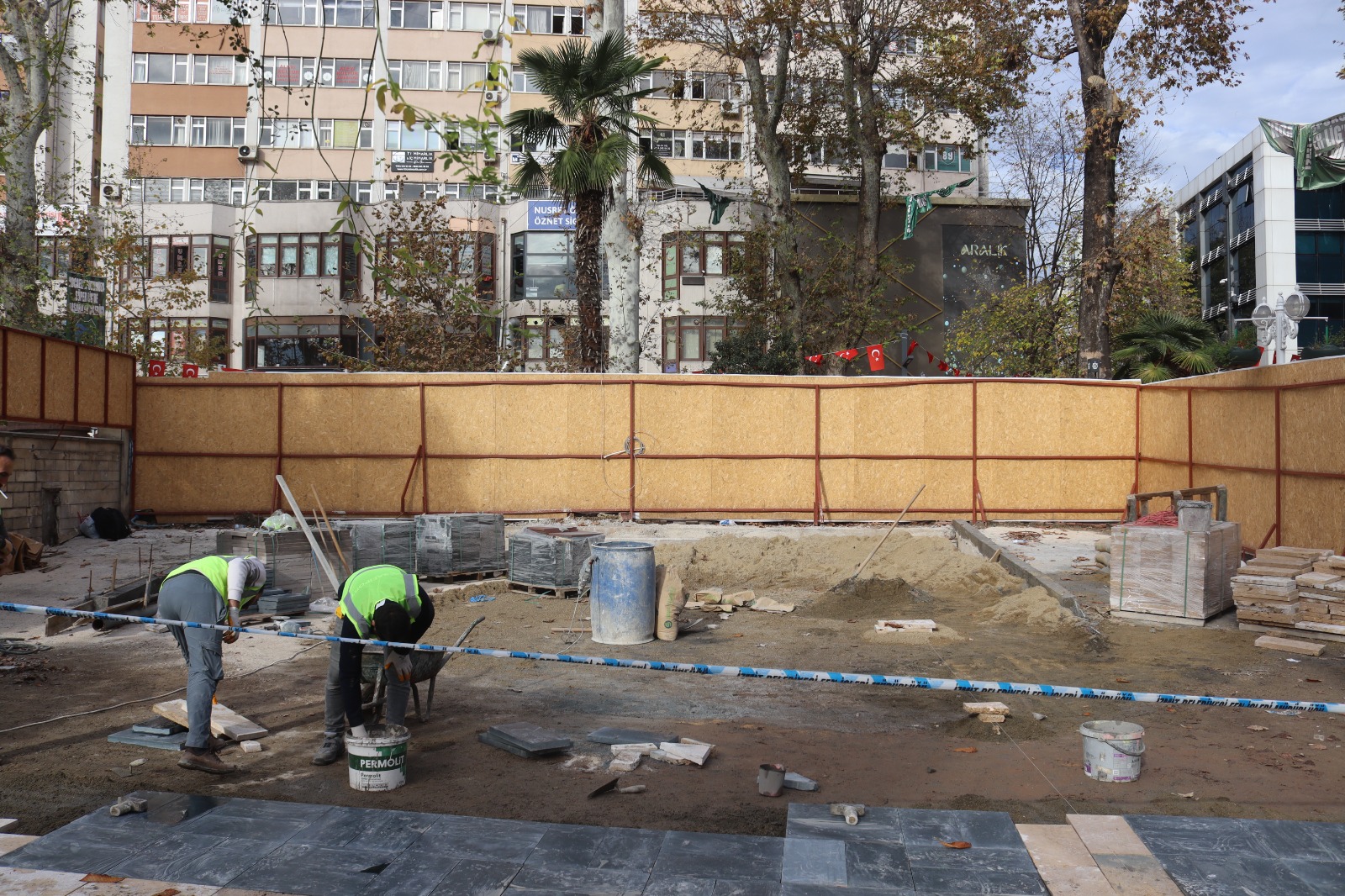 Izmit Belediyesi Fevziye Camii Park Alanini yeniliyor (4)