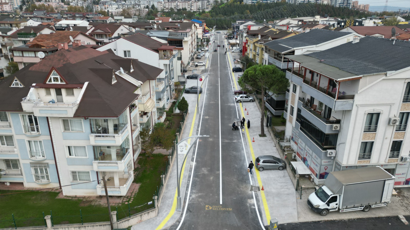 İzmit Belediyesi, İzmit’i ışıldayan ve düzenli caddelerle güzelleştiriyor (2)
