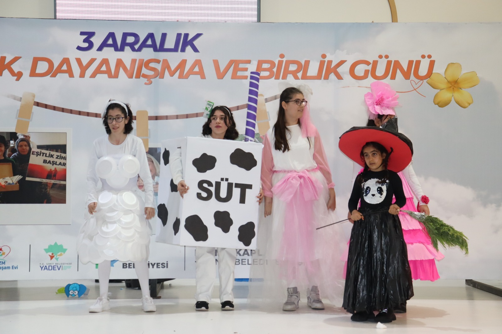 İzmit Belediyesinden 3 Aralık’ta güçlü mesaj (3)