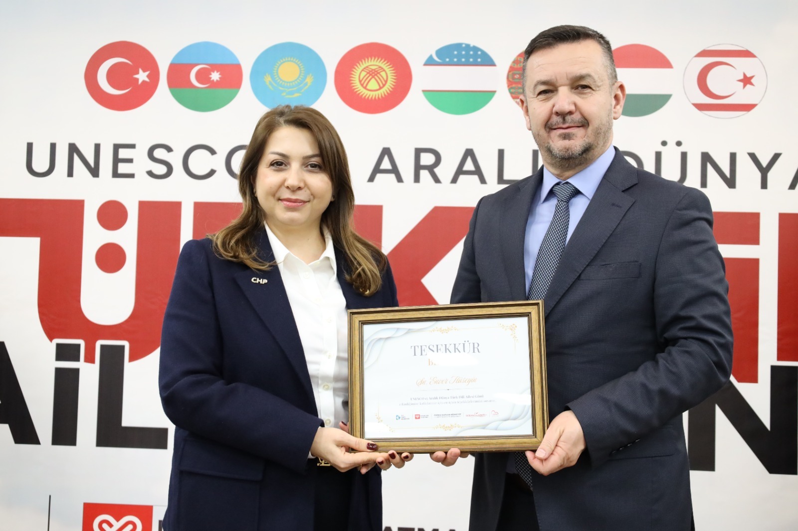 İzmit’te Dünya Türk Dili Ailesi Günü anlamlı bir programla kutlandı (3) İzmit’te Dünya Türk Dili Ailesi Günü anlamlı bir programla kutlandı (3)