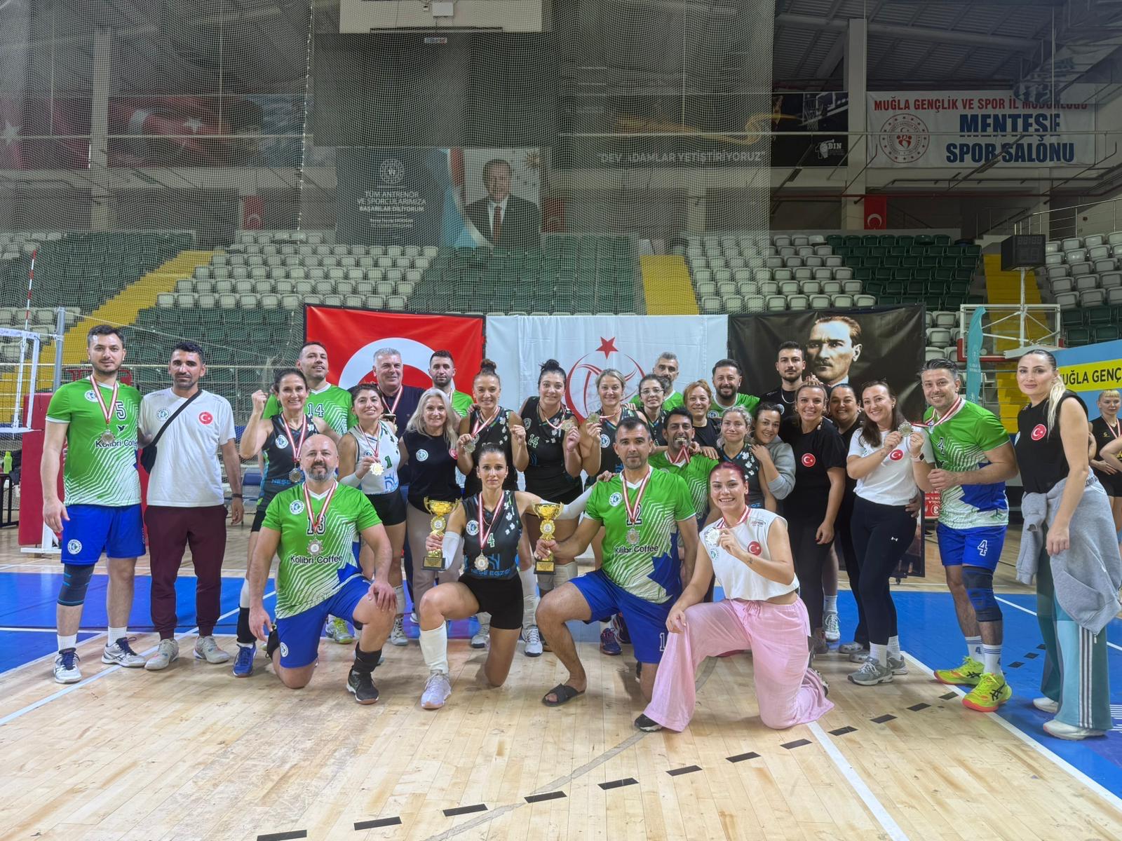 Veteranlar Turnuvasi'nda Izmit Belediyespor damgasi (6)