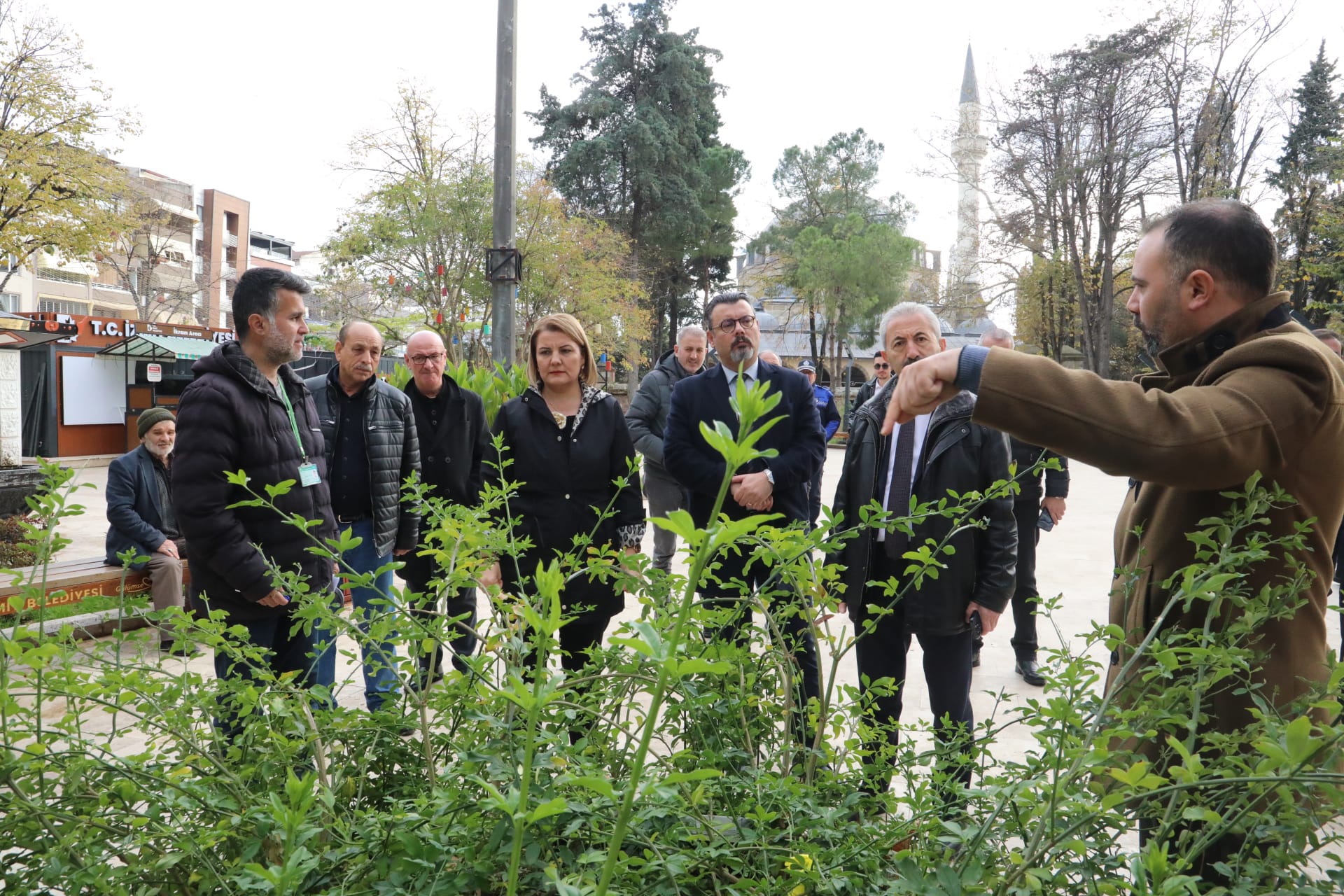 Yeni Cuma Parki yaz aylarinda botanik bahçesine dönüsecek (8)