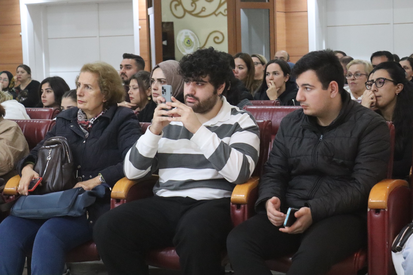‘Dijital Dünyada Sağlıklı Çocuk Büyütmek’ paneli (8)