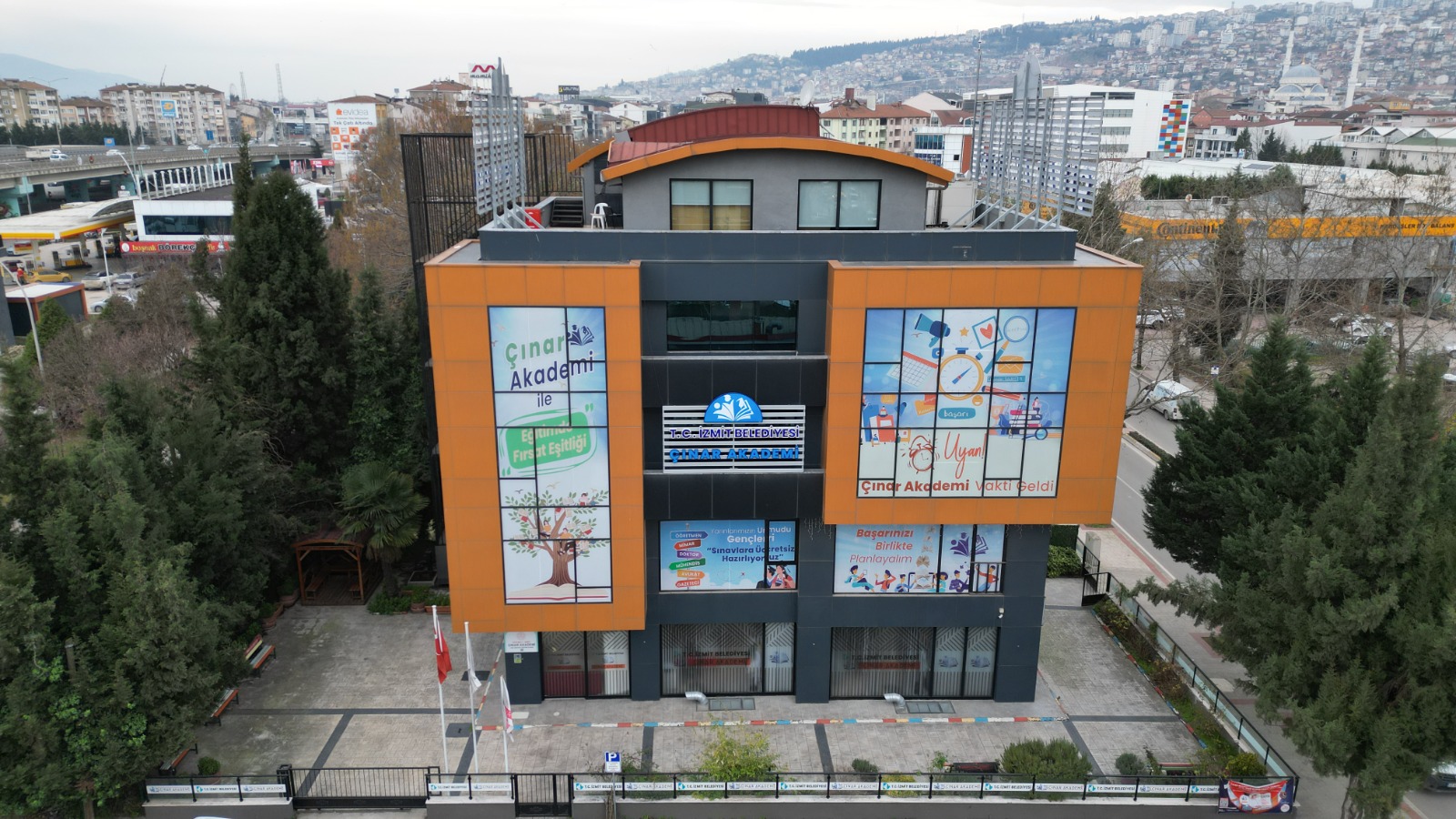 Çınar Akademi Hizmet Binası Çınar Akademi Hizmet Binası