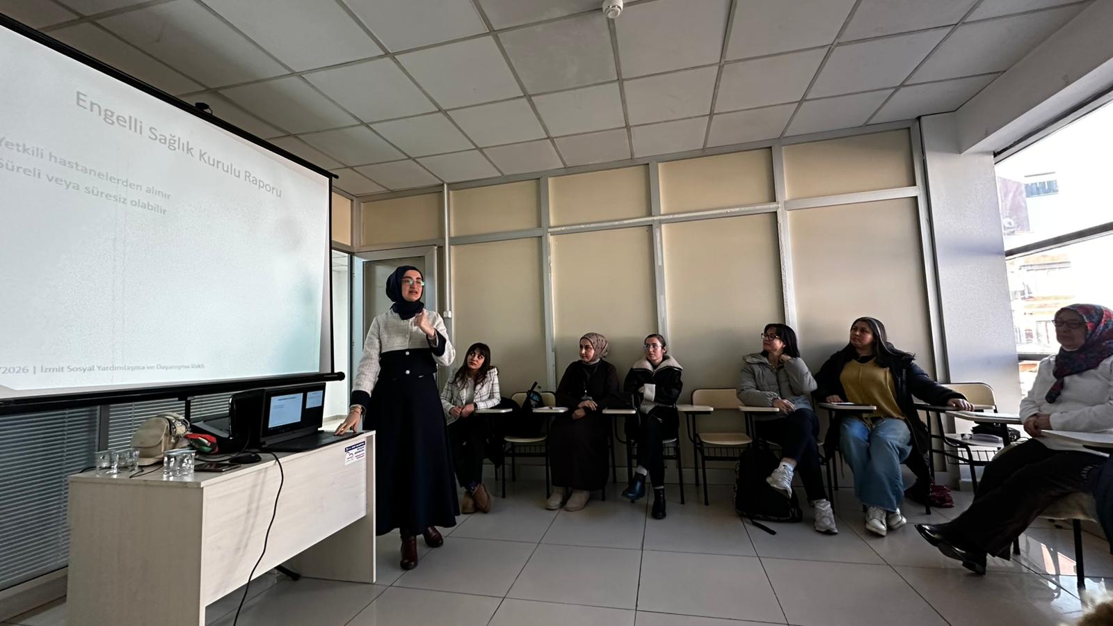 Engelsiz Ebeveyn Akademisi’nde ailelere ‘Yasal Haklar ve Sosyal Destek’ rehberliği (1)