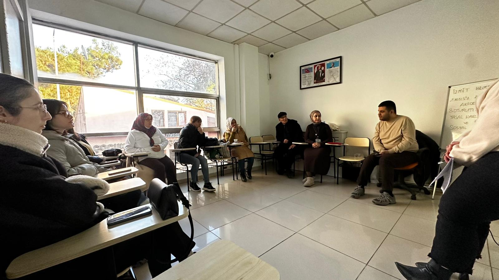 Engelsiz Ebeveyn Akademisi’nde ailelere ‘Yasal Haklar ve Sosyal Destek’ rehberliği (10)