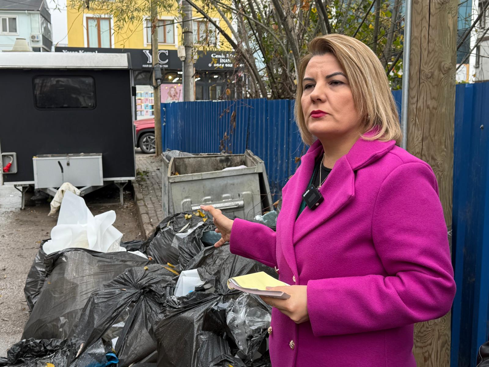 Hürriyet, güne Yenişehir Mahallesi Banu Sokak ve Arkan Sokak’ta gerçekleştirilen katı atık denetimiyle başladı. (2)