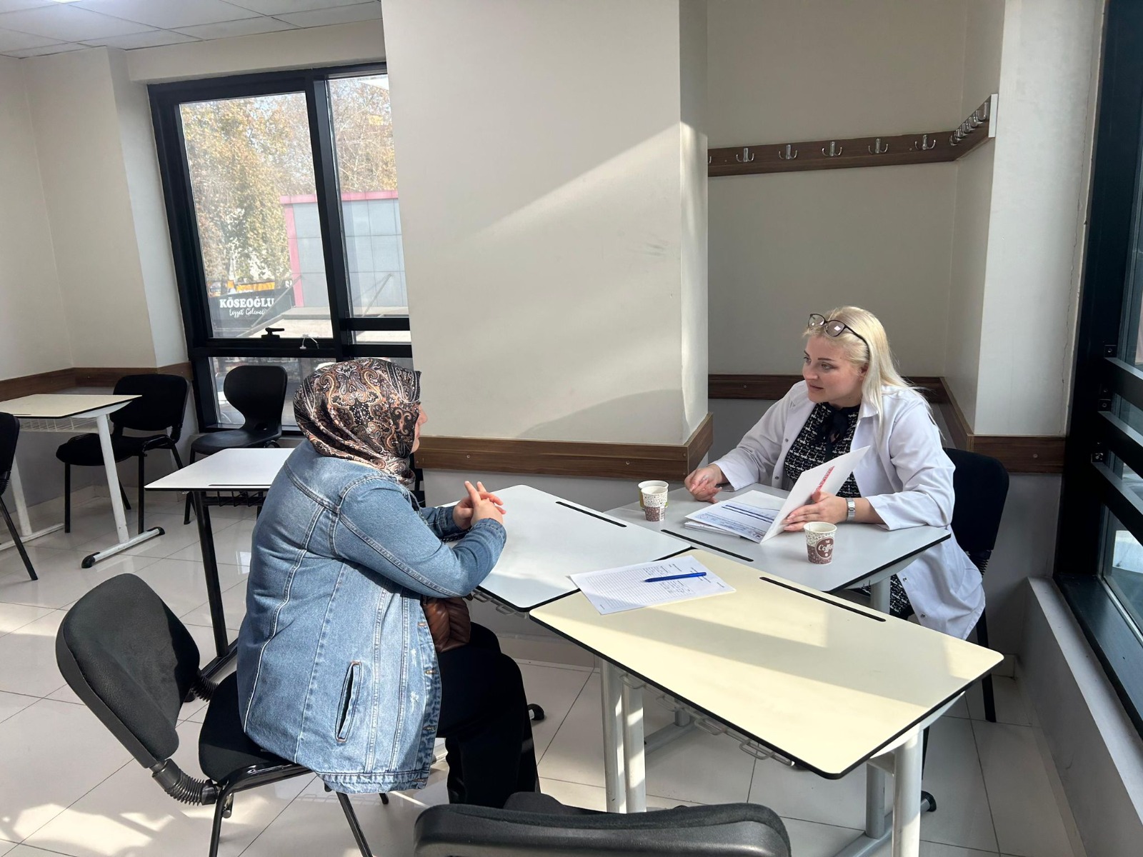 İzmit Belediyesi Çınar Akademi’de velilerle güçlü eğitim buluşması (2) İzmit Belediyesi Çınar Akademi’de velilerle güçlü eğitim buluşması (2)