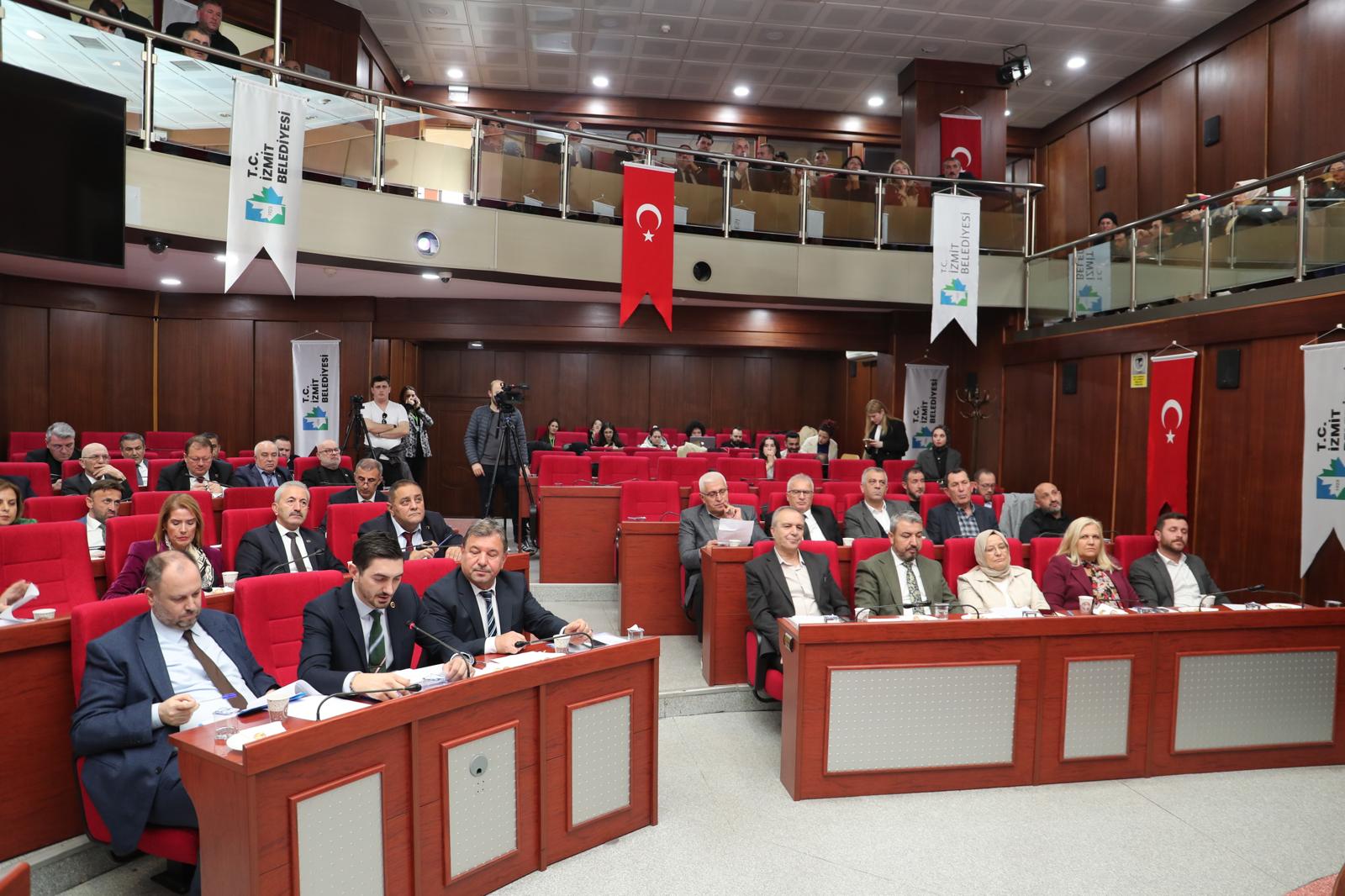 İzmit Belediyesi Denetim Komisyonu belli oldu (2)
