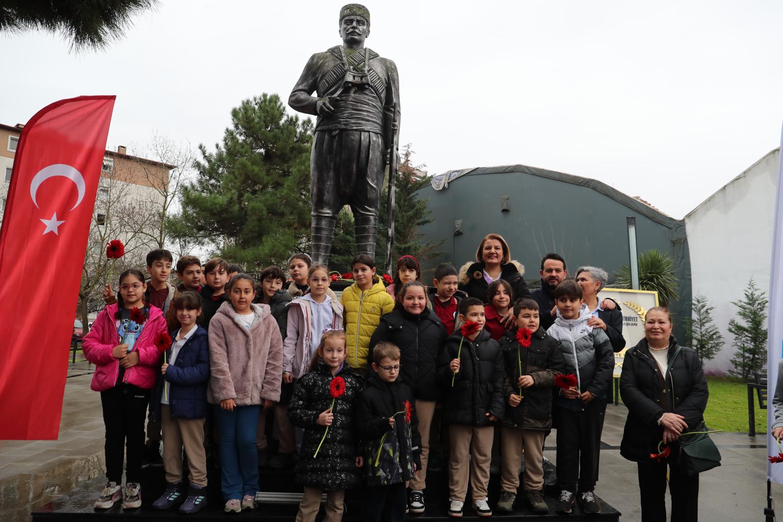 İzmit, Yahya Kaptan’ı ölümünün 106’ncı yılında saygıyla andı (7)