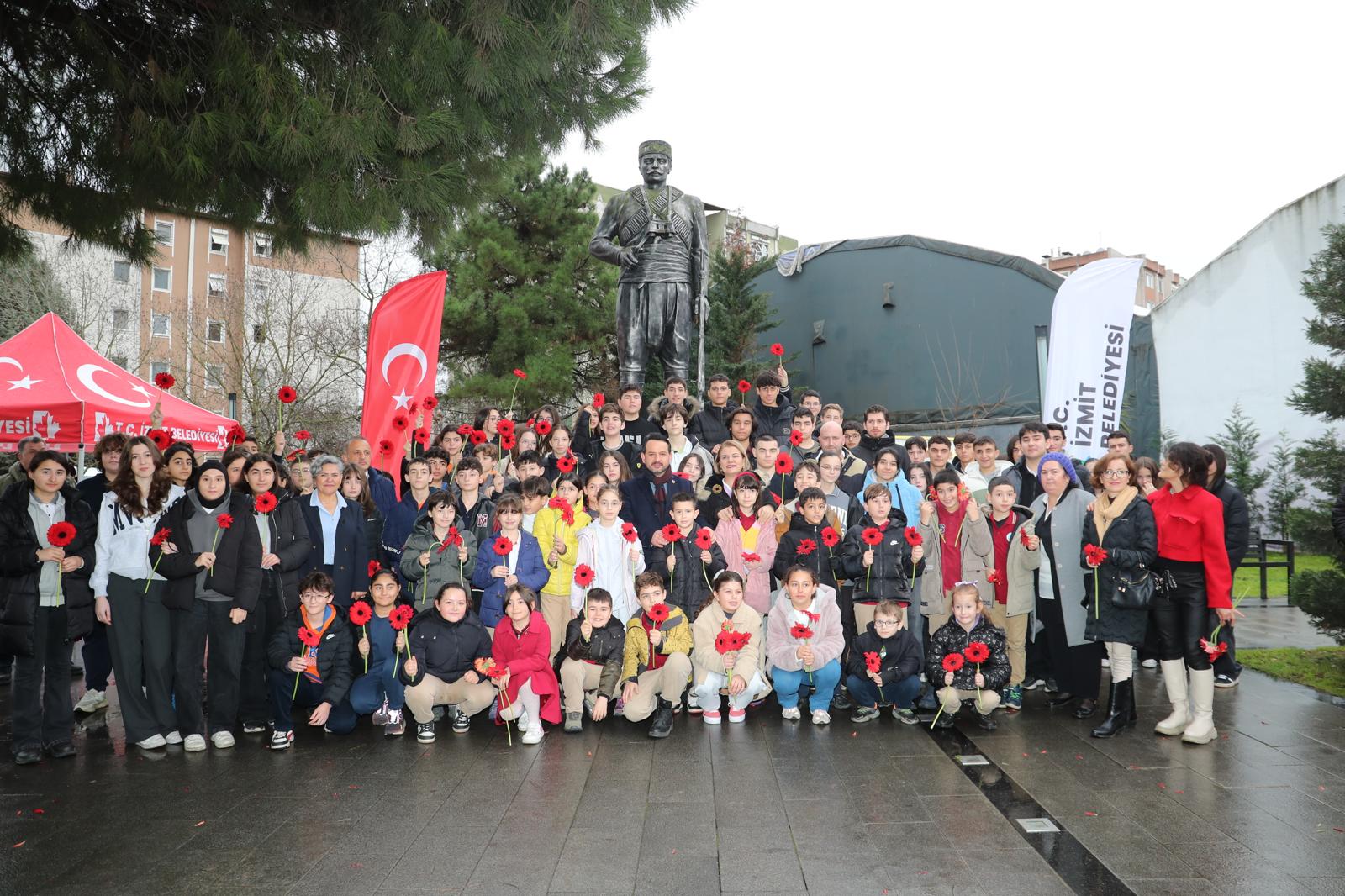 İzmit, Yahya Kaptan’ı ölümünün 106’ncı yılında saygıyla andı (9)