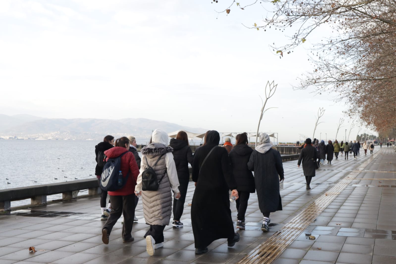 İzmitli kadınlar, yılın ilk ‘Sağlıklı Yaşam Yürüyüşü’nde buluştu (6)
