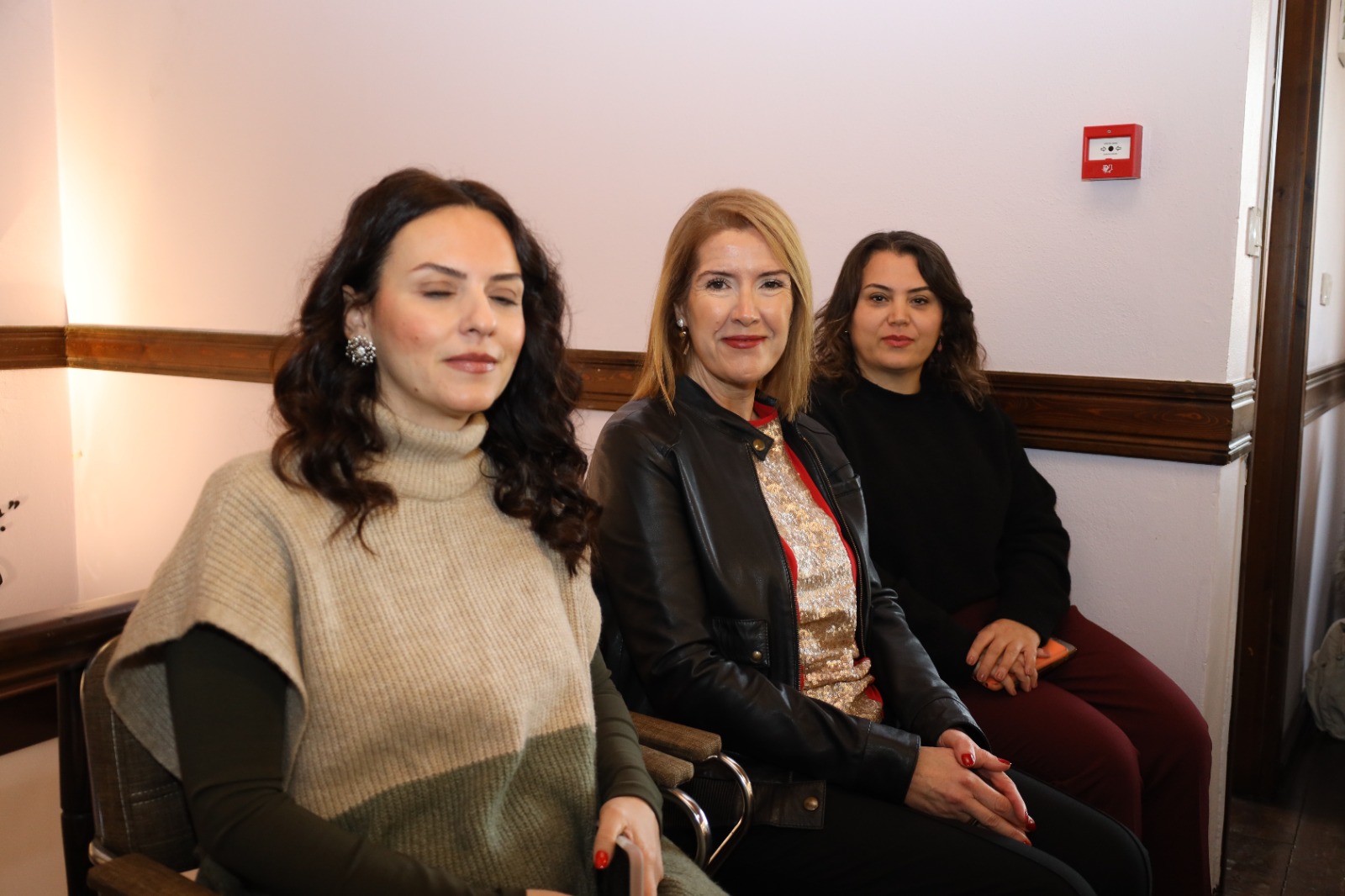 Kadın Kadına Konak Buluşmaları (4) Kadın Kadına Konak Buluşmaları (4)