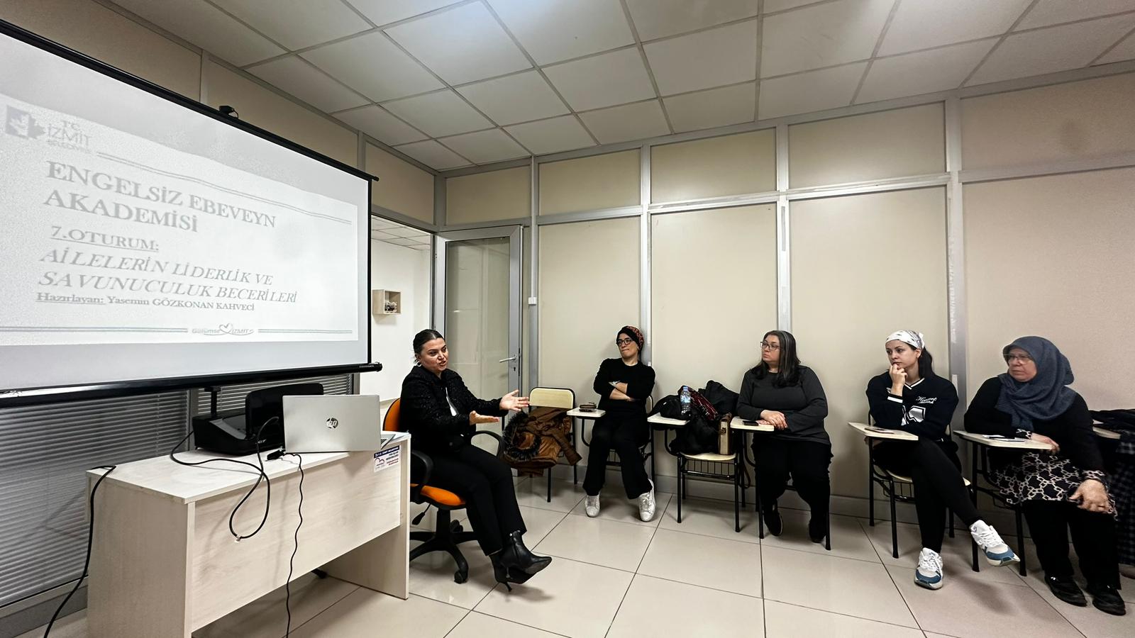 Engelsiz Ebeveyn Akademisi'nde savunuculuk ve liderlik vurgusu (1)