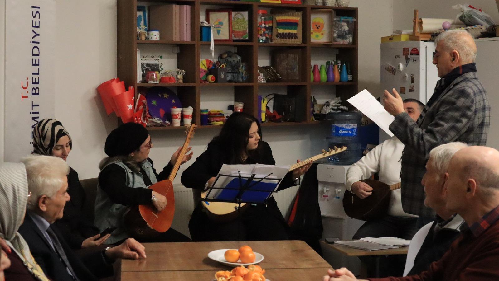İZMEK bağlama kursundan Alzheimer Yaşam Evi’nde anlamlı dinleti (4)