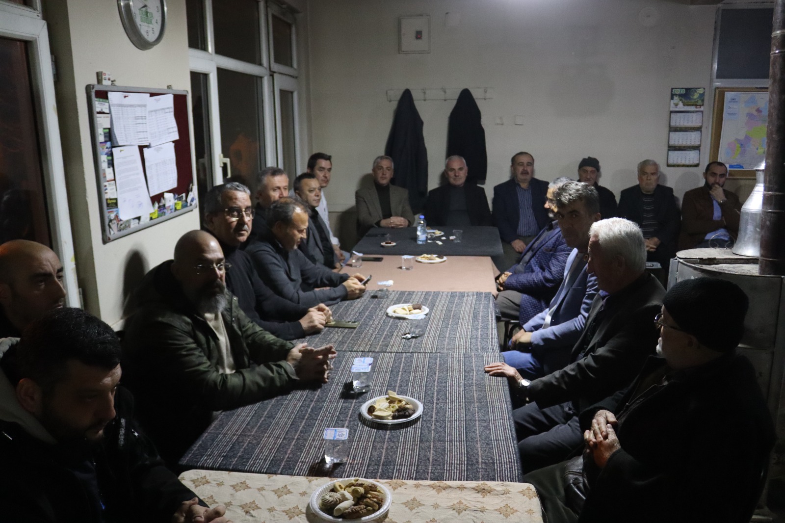 Izmit Belediyesi Yenice'de üreticilerle bulustu (2)