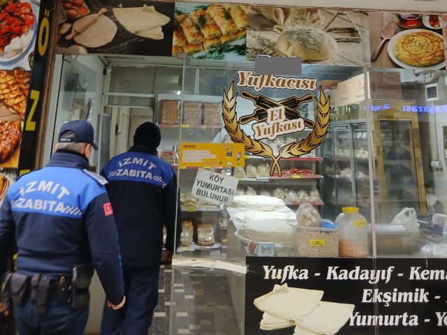 İZMİT BELEDİYESİ ZABITA EKİPLERİNDEN RAMAZAN ÖNCESİ SIKI DENETİM
